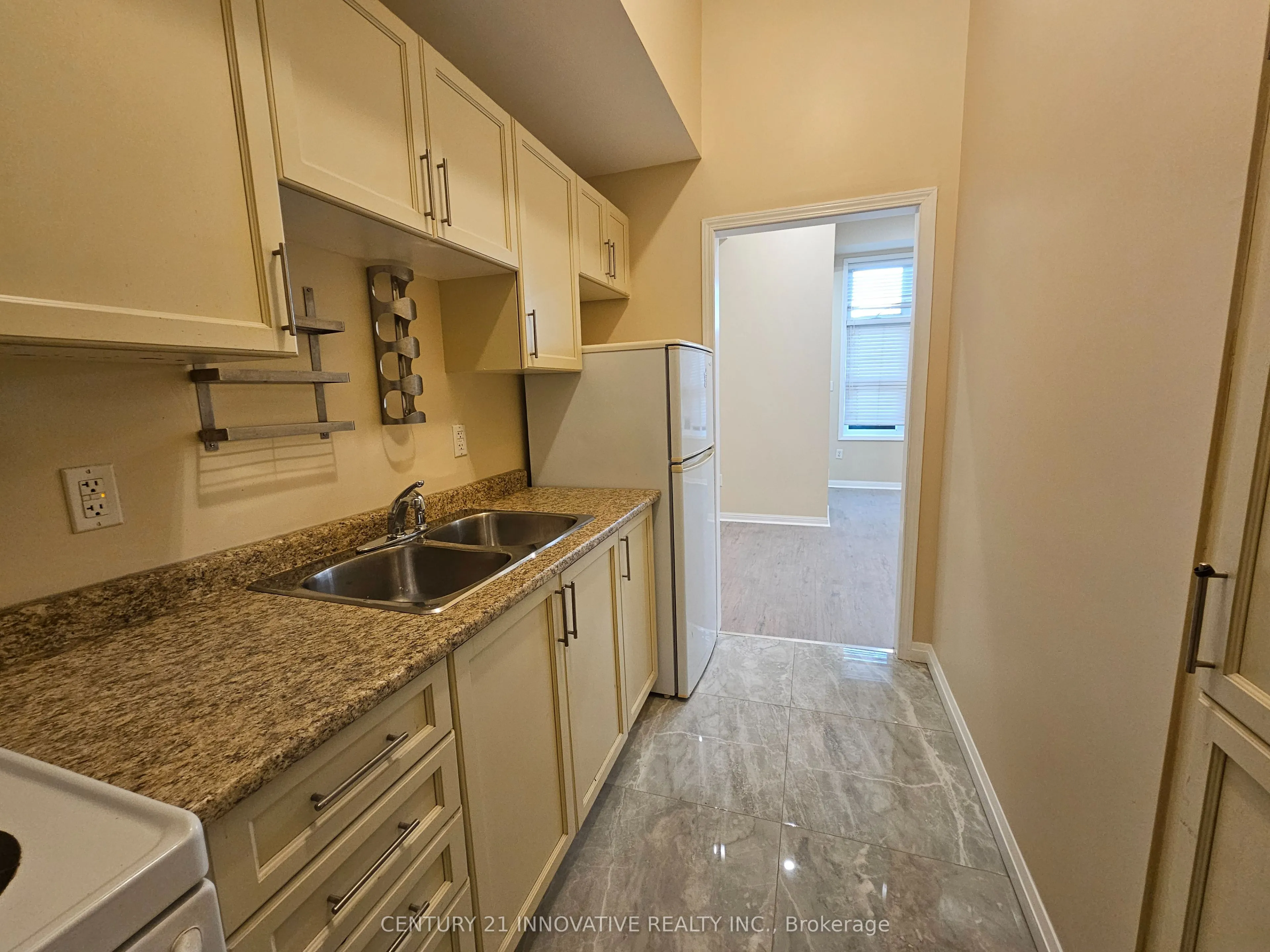 3034 Bur Oak Avenue, #2