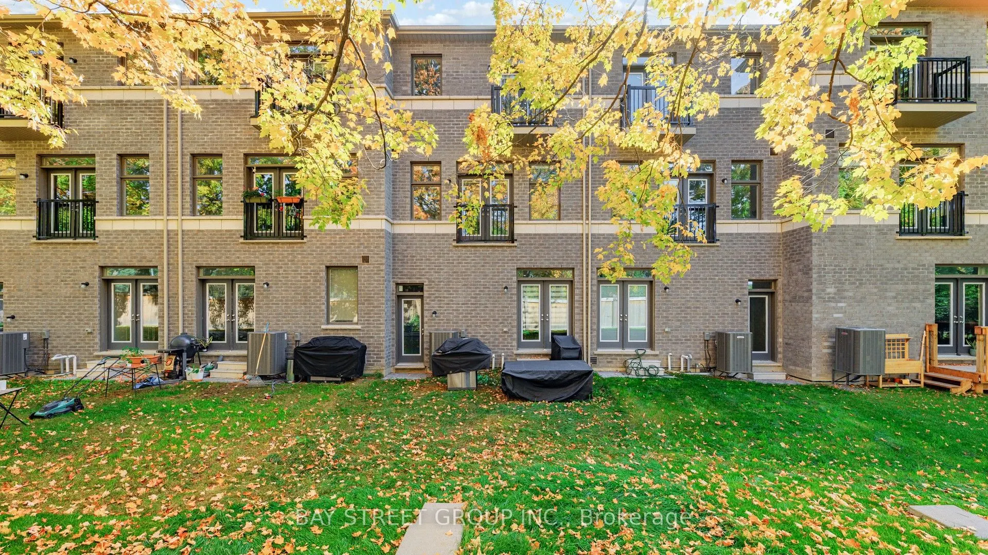 80 Puisaya Drive