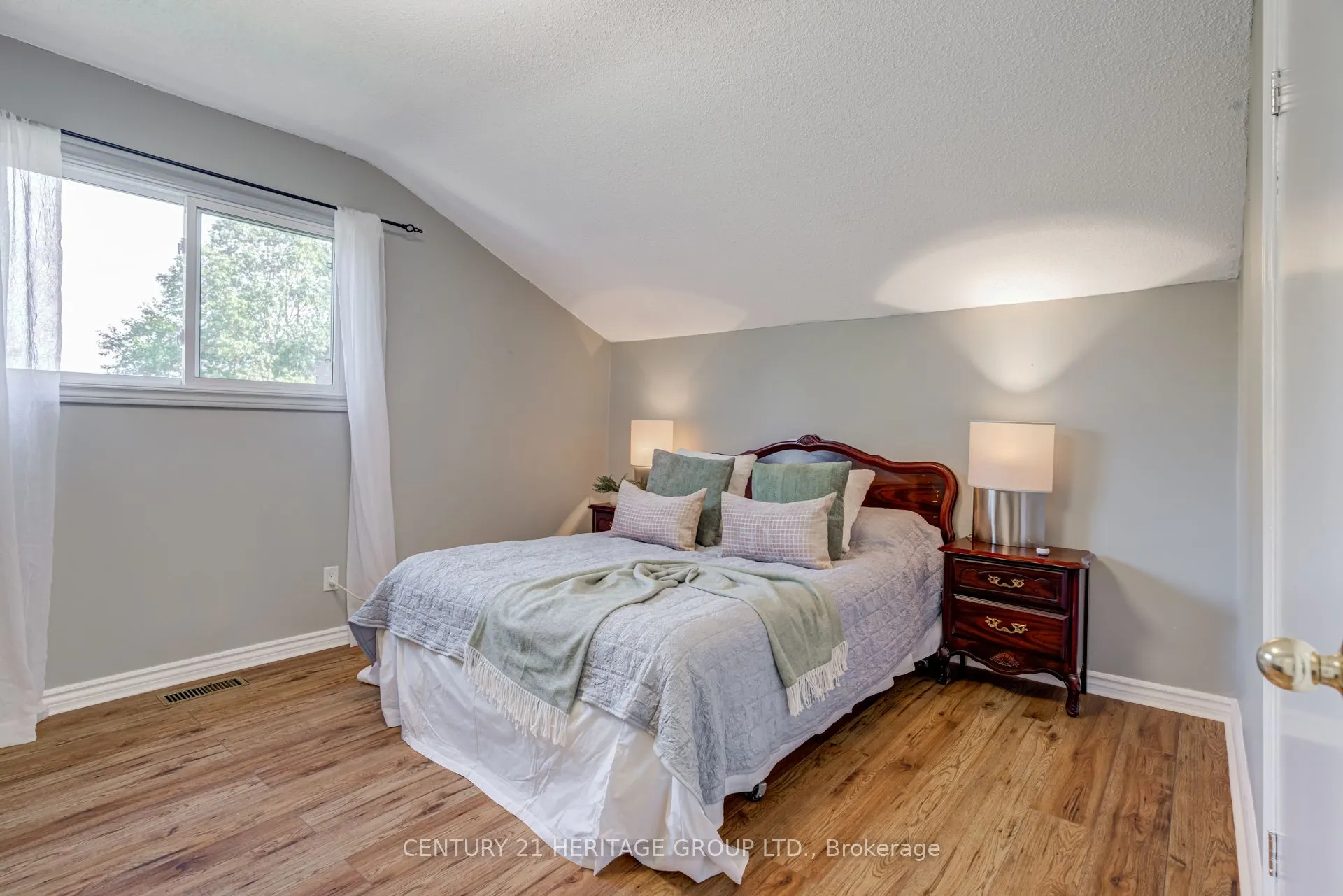 146 Sand Road