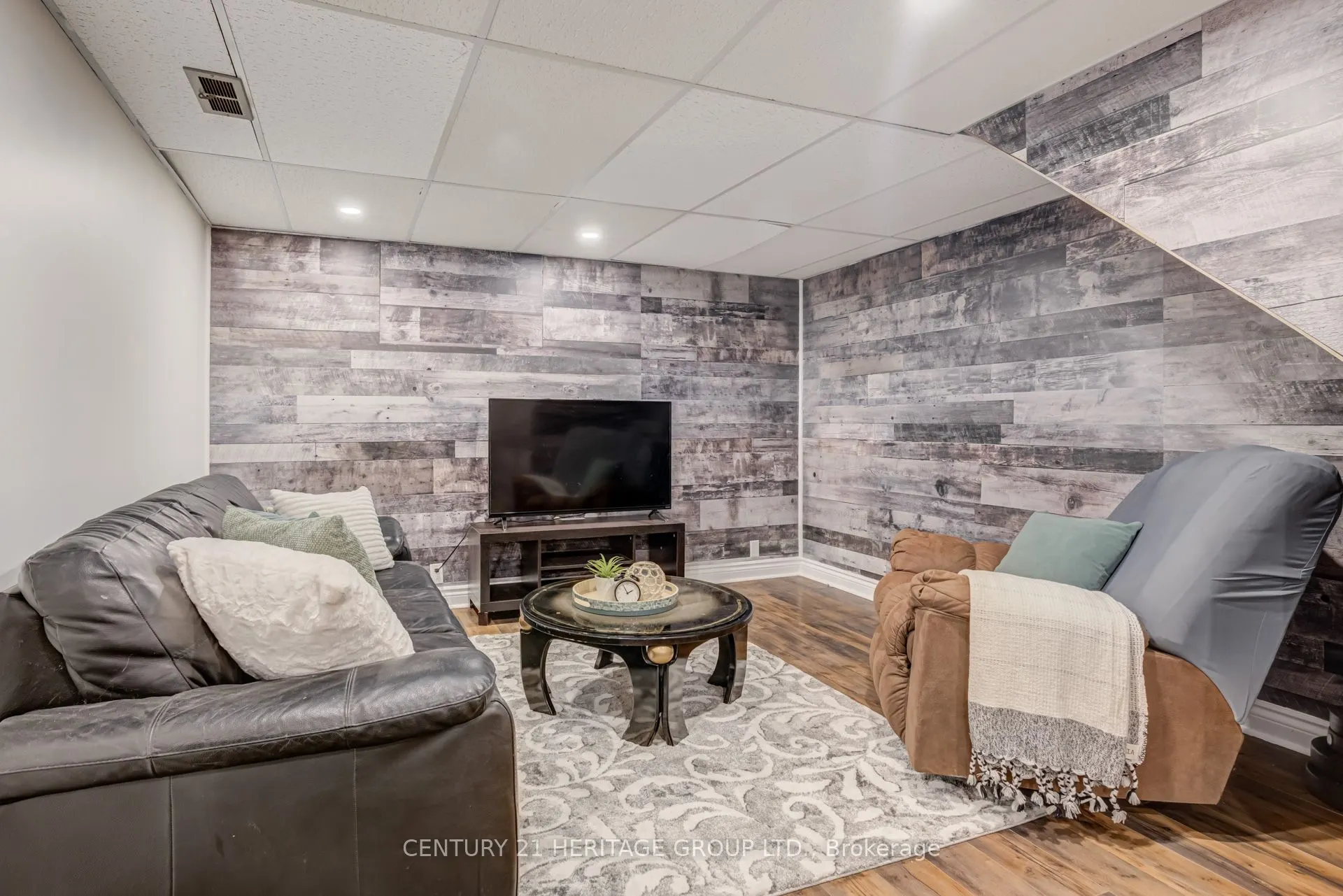 146 Sand Road