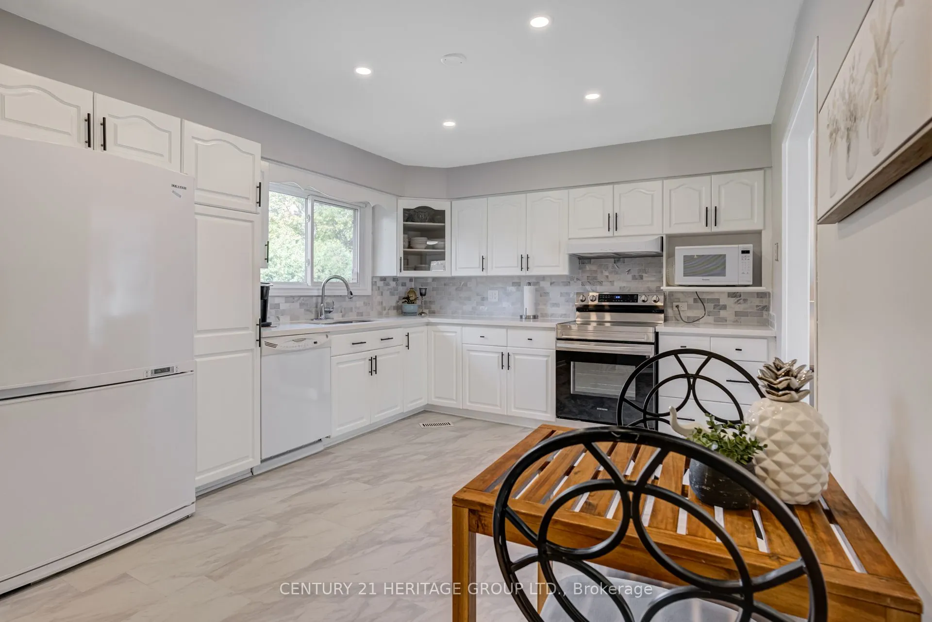 146 Sand Road