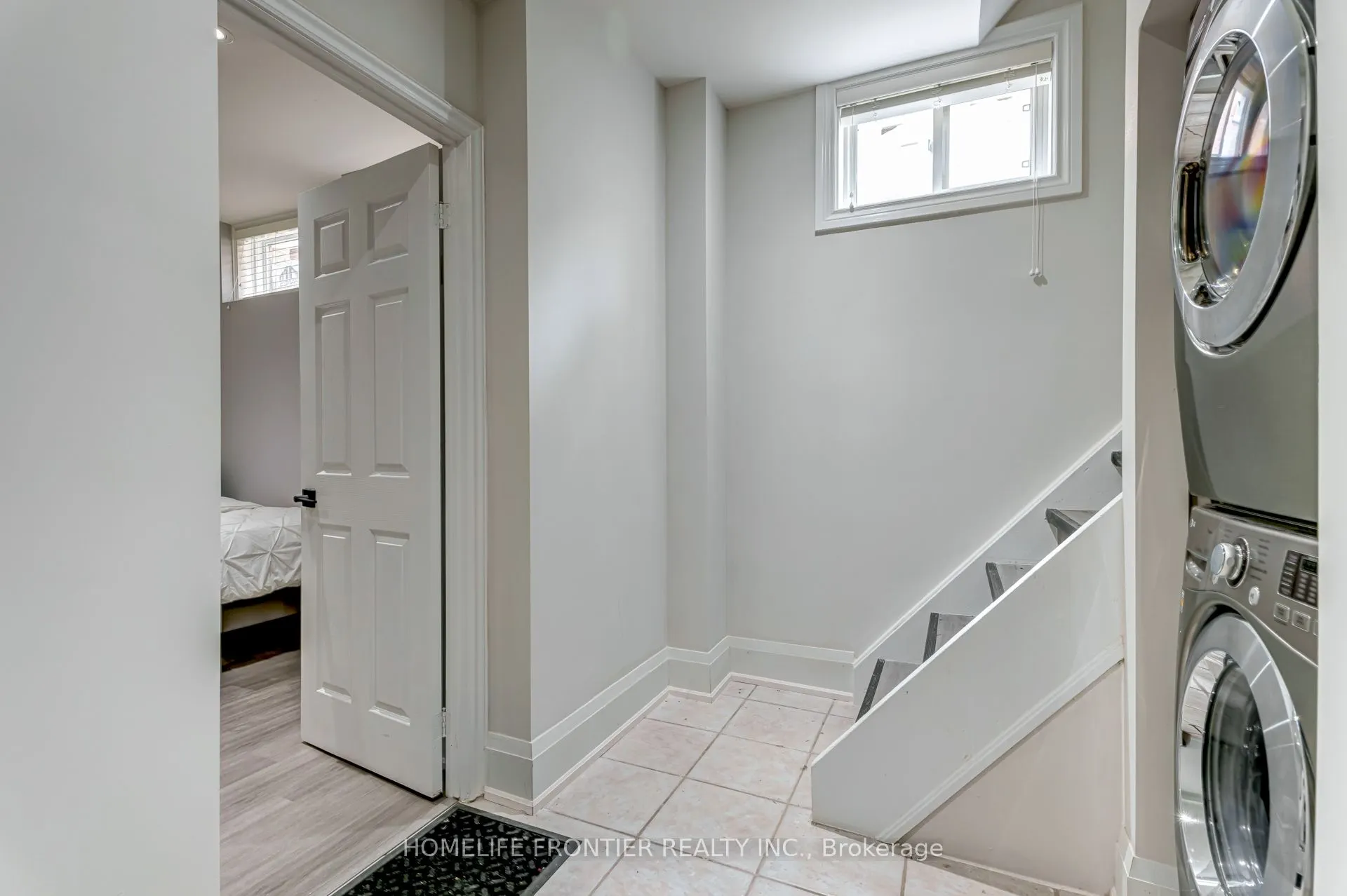 6 Dalmeny Road, #Lower