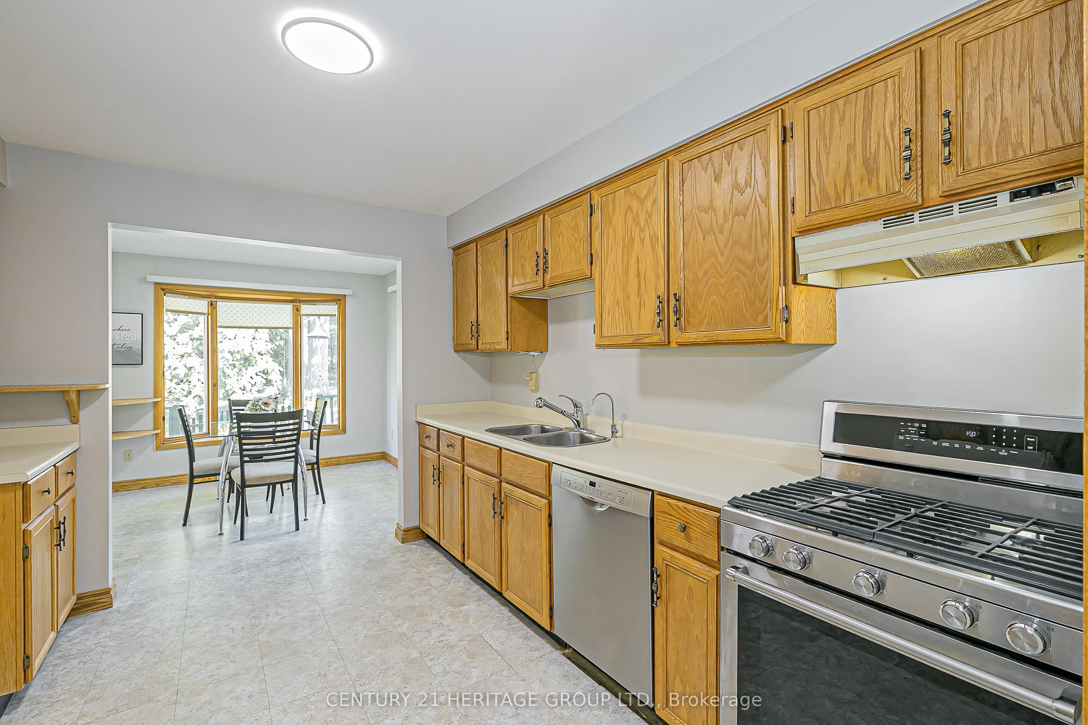 4 Beckett Avenue