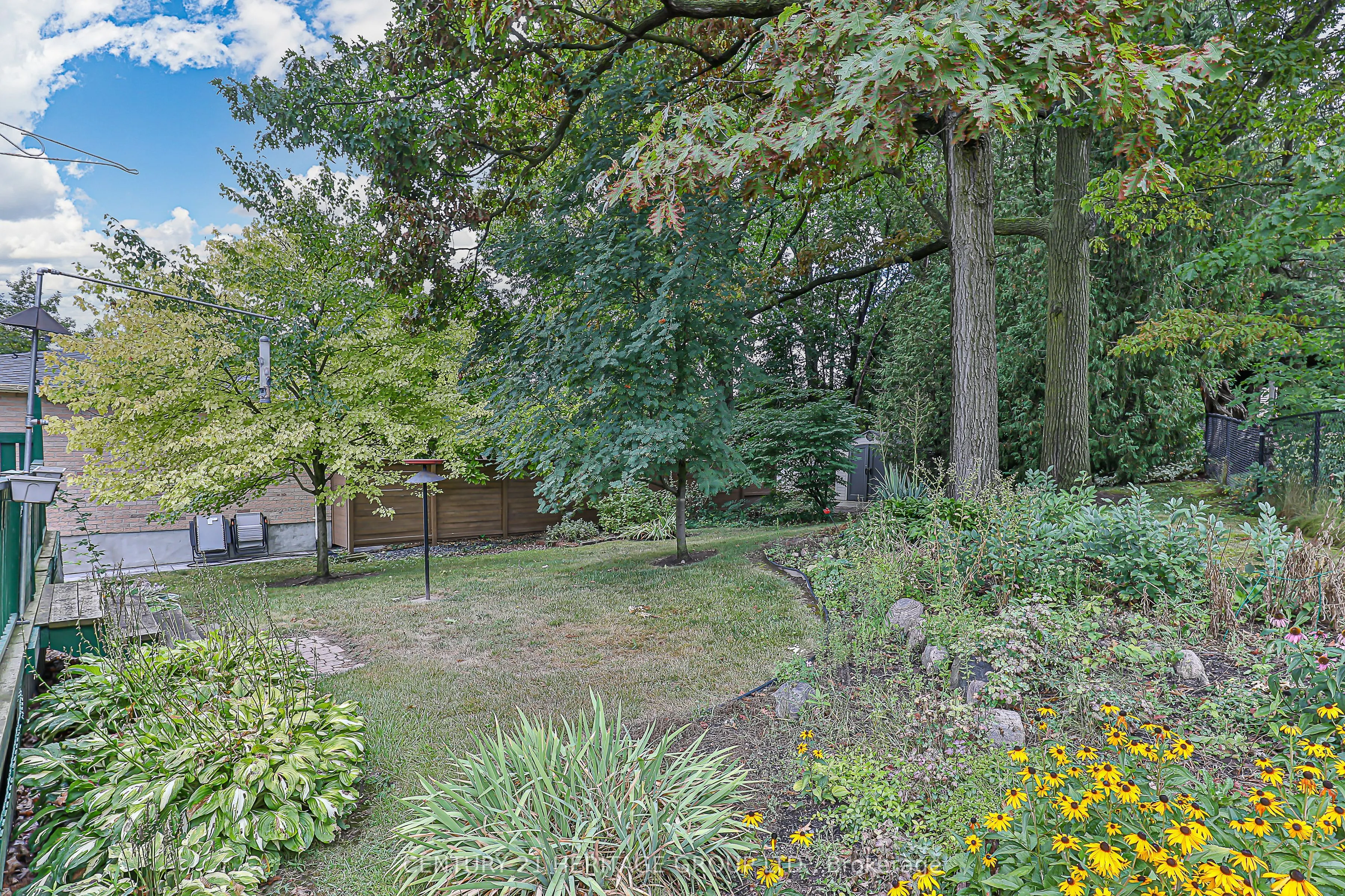 4 Beckett Avenue