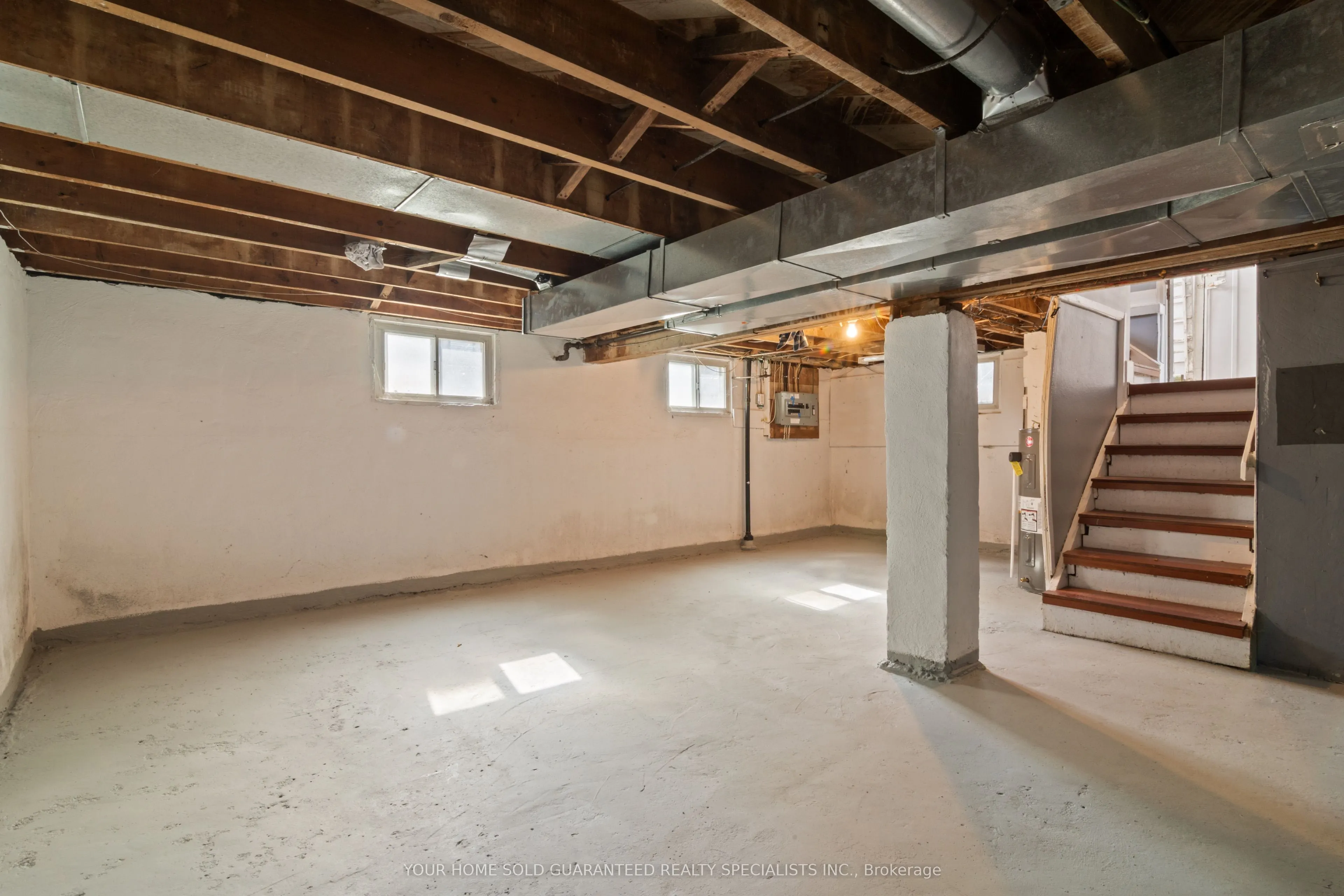 122 Gurnett Street