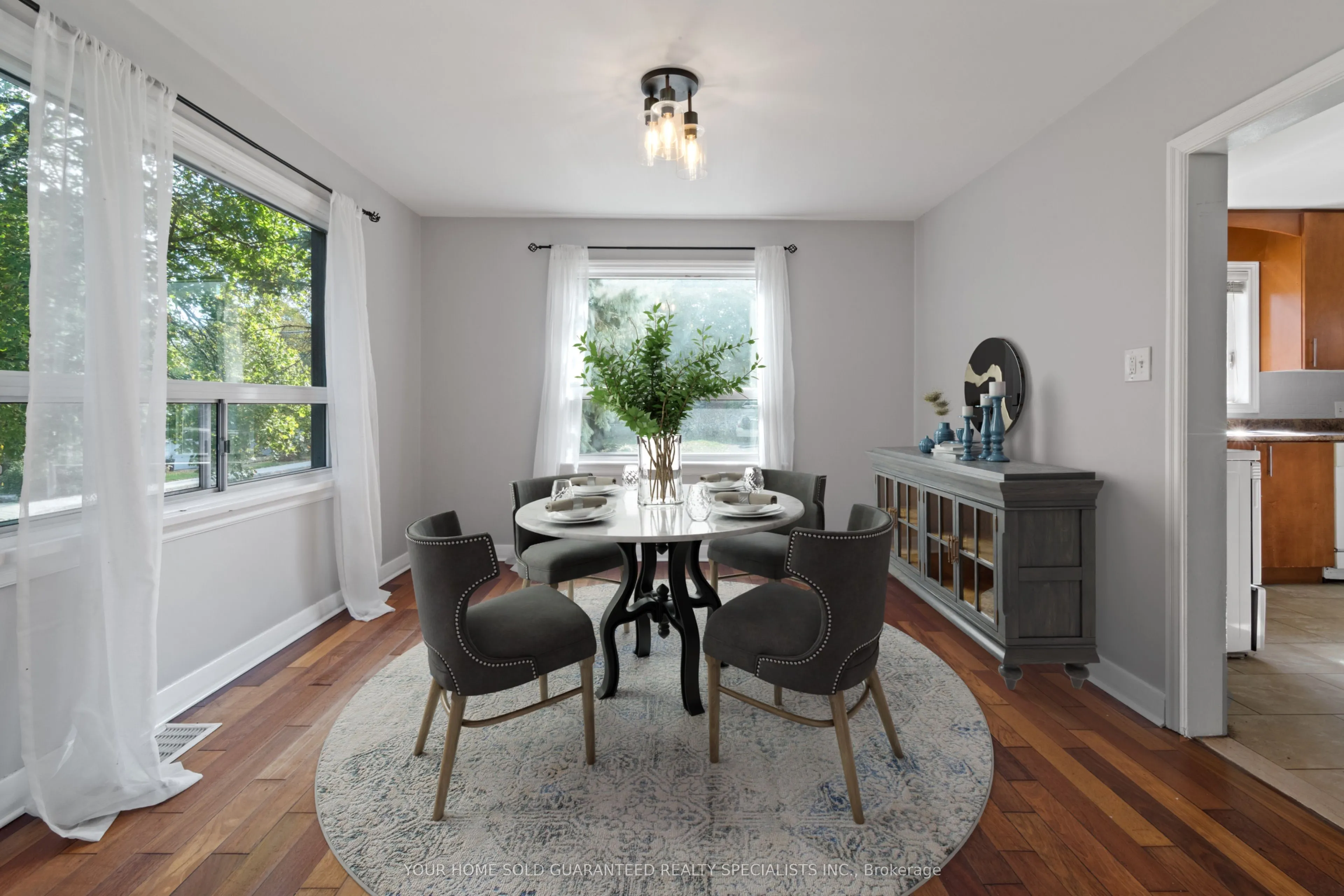 122 Gurnett Street
