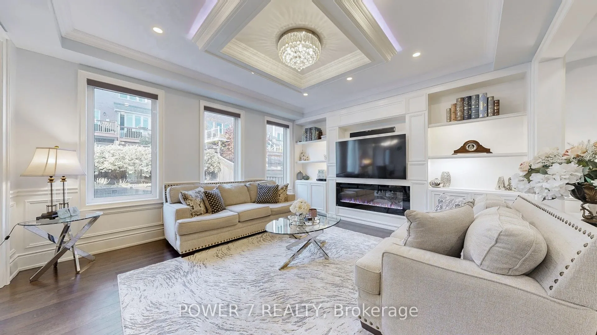 241 Degraaf Crescent