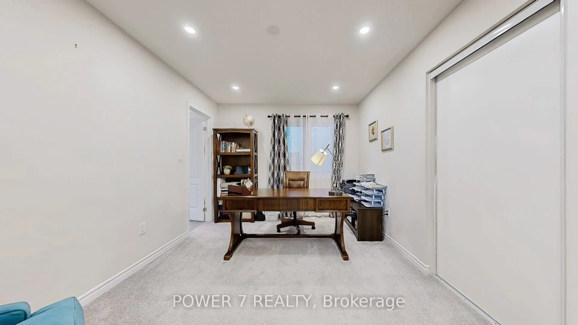 241 Degraaf Crescent