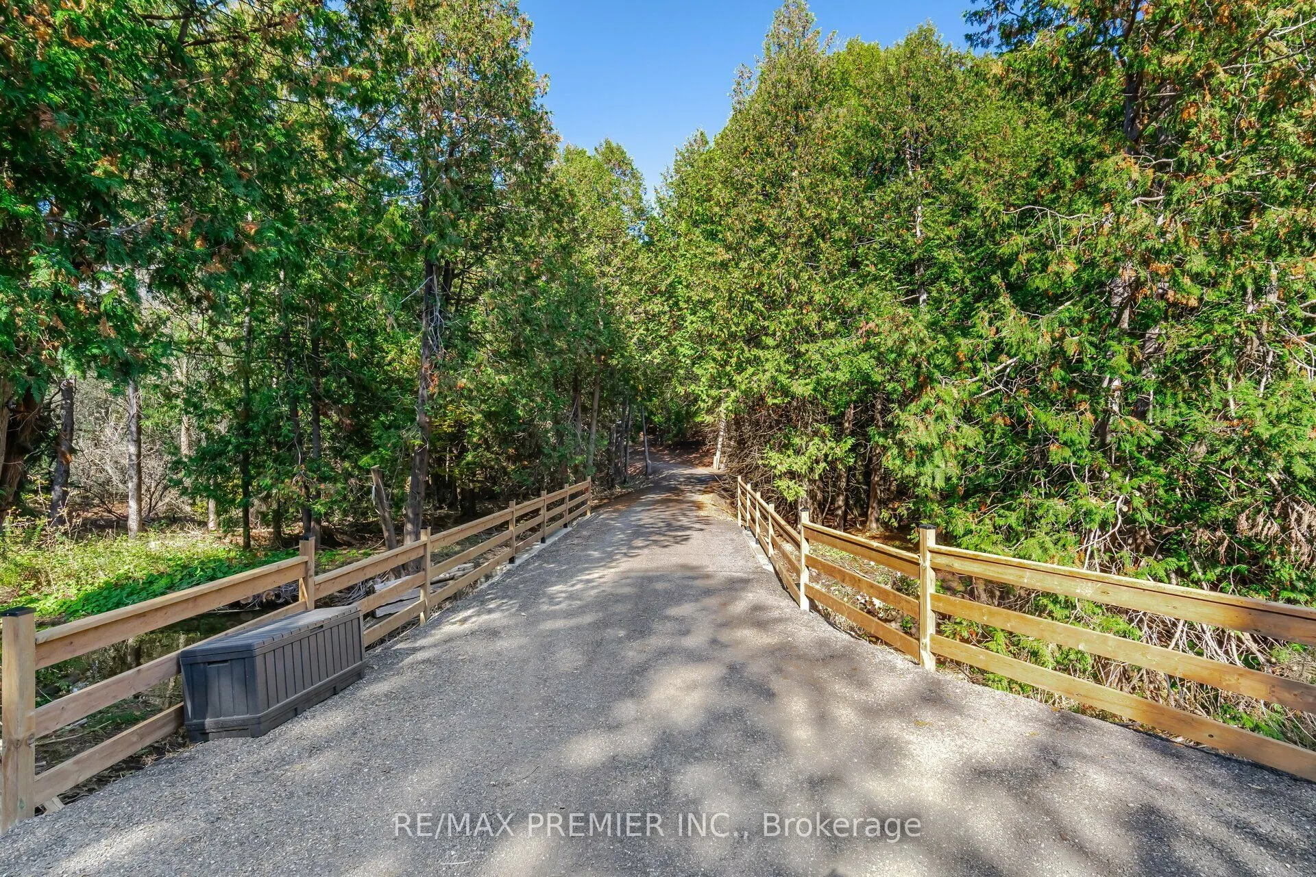 4904 10th Side Road