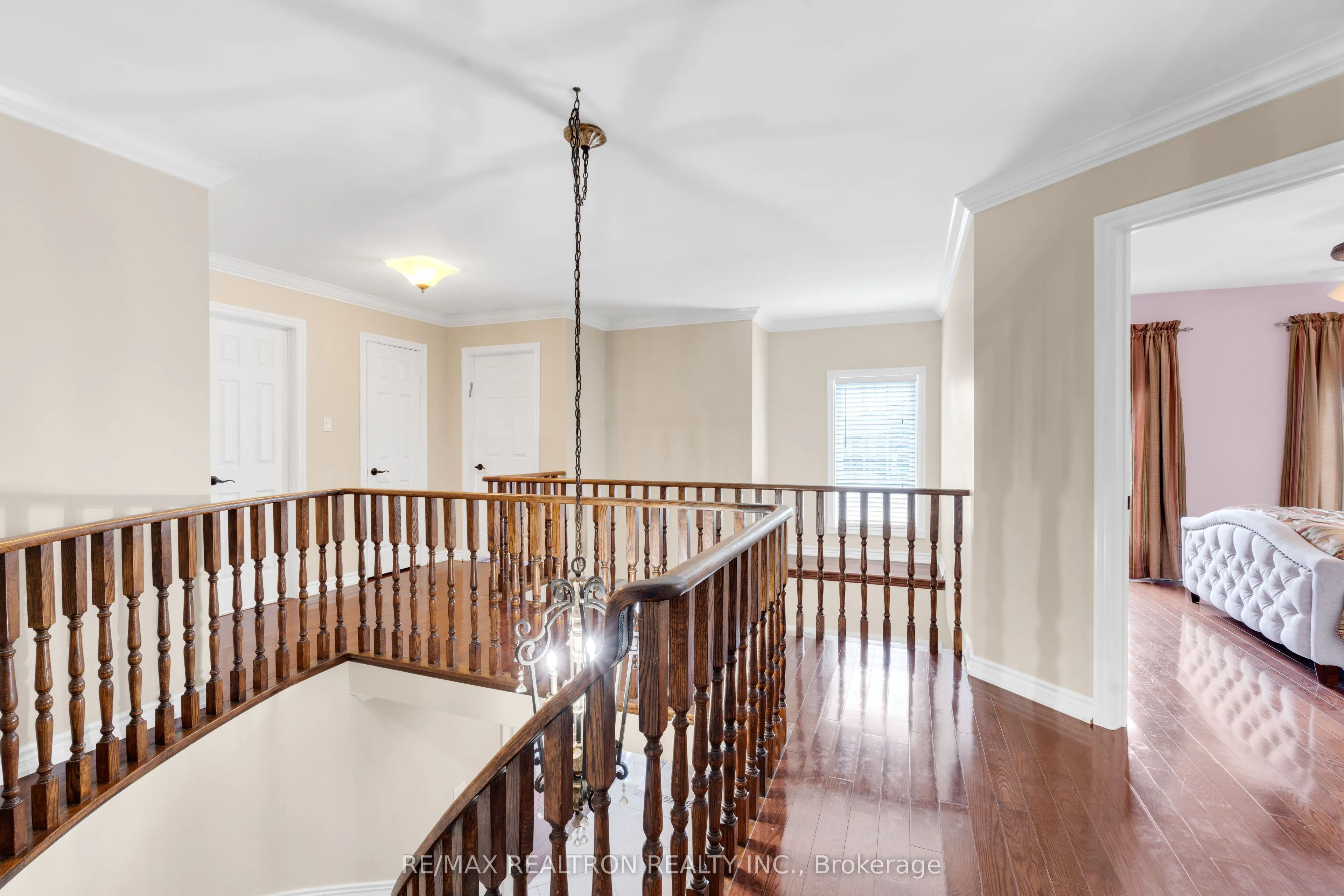 26 Cowles Court