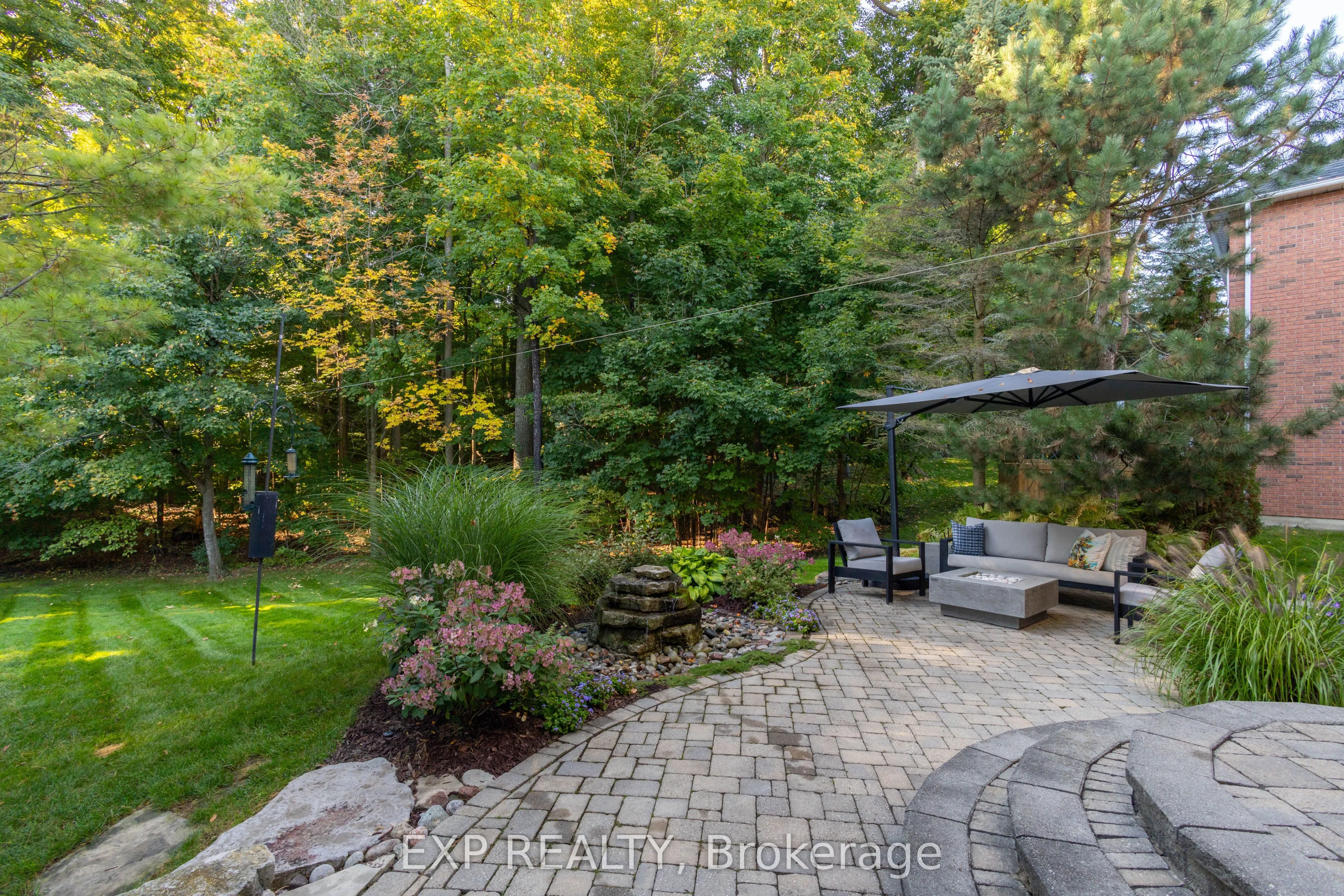 85 Willis Drive
