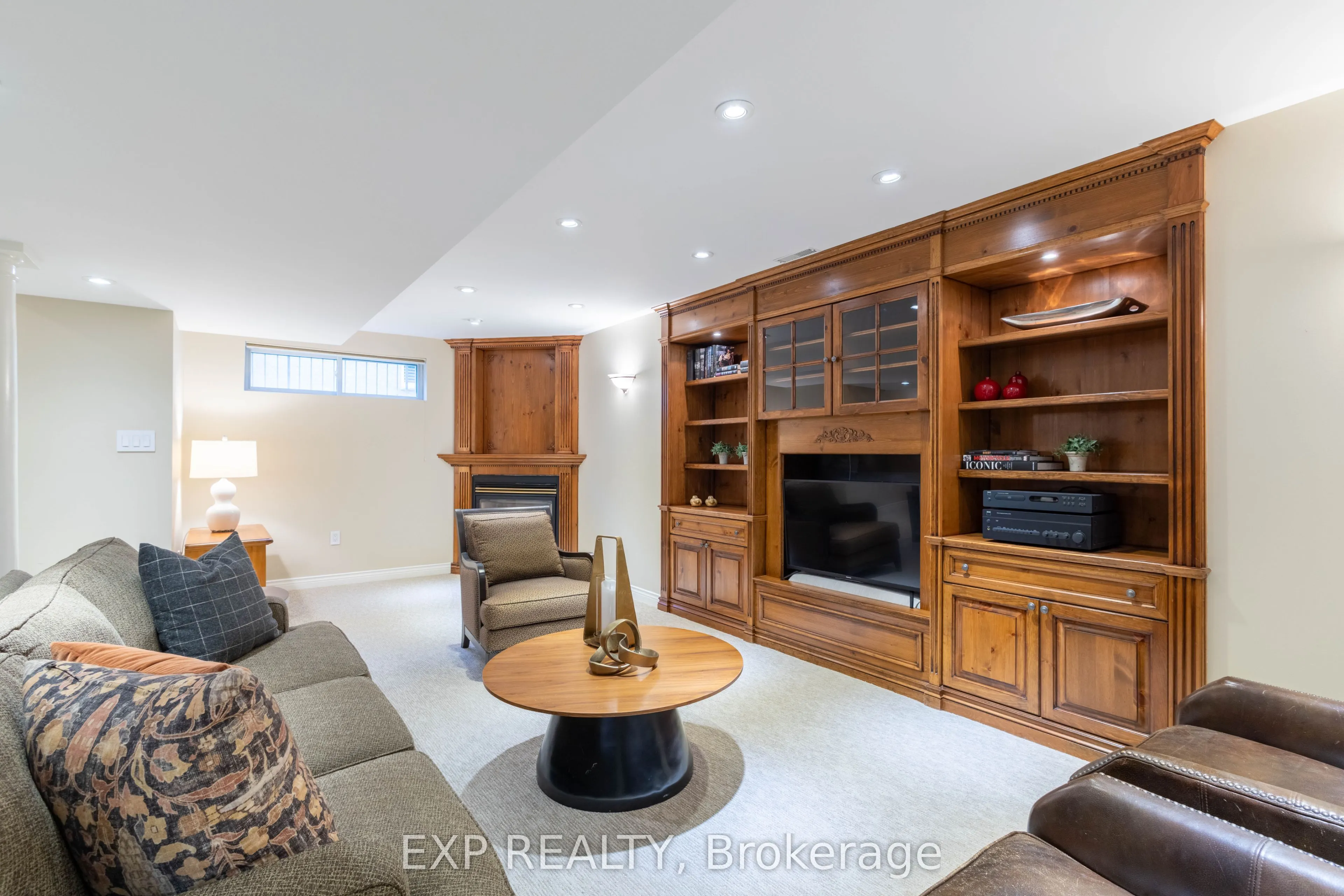 85 Willis Drive