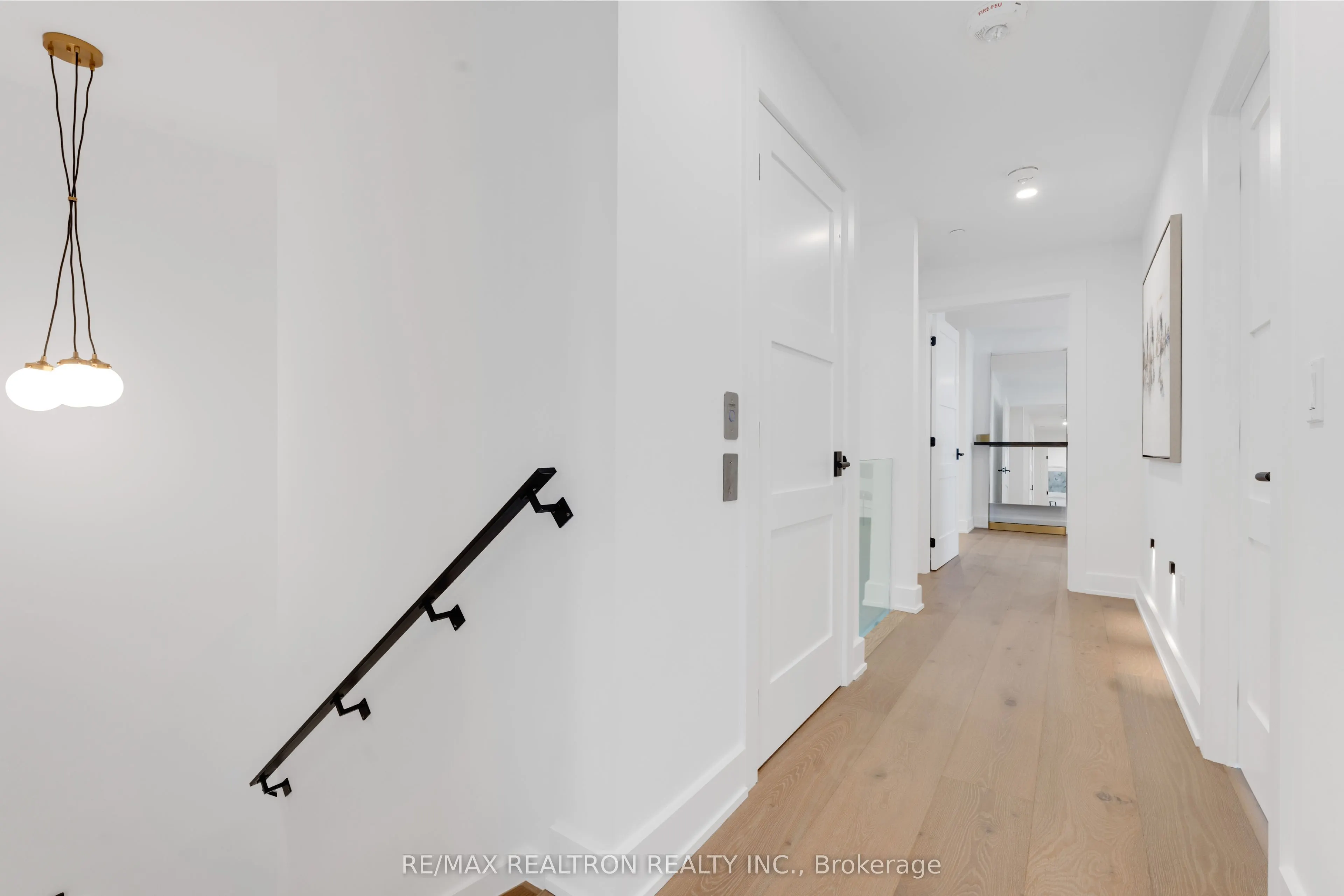 2916 Highway 7 Road, #PENTHOUSE - 3803