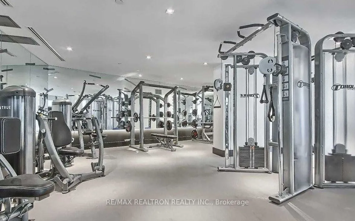 2916 Highway 7 Road, #PENTHOUSE - 3803