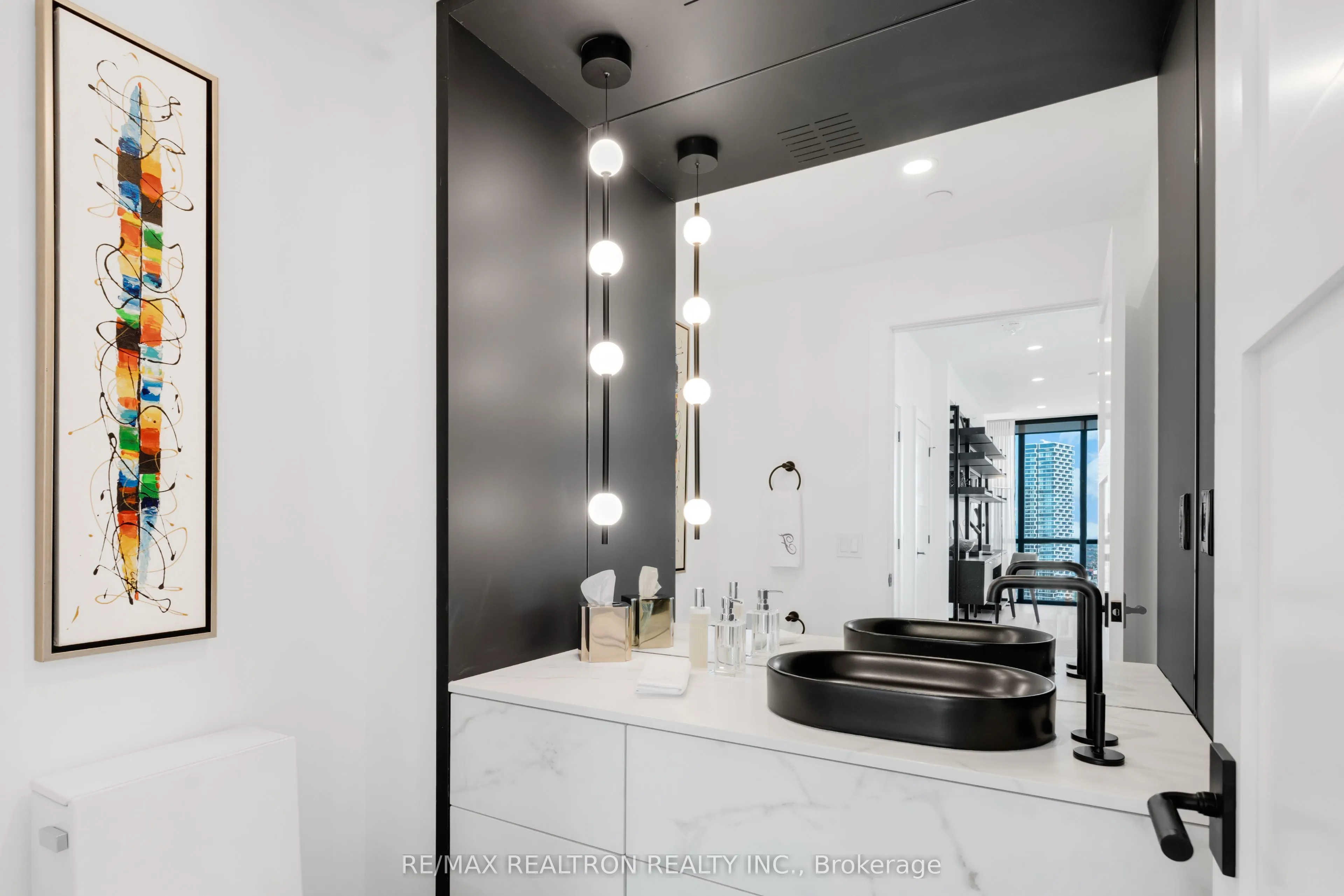2916 Highway 7 Road, #PENTHOUSE - 3803