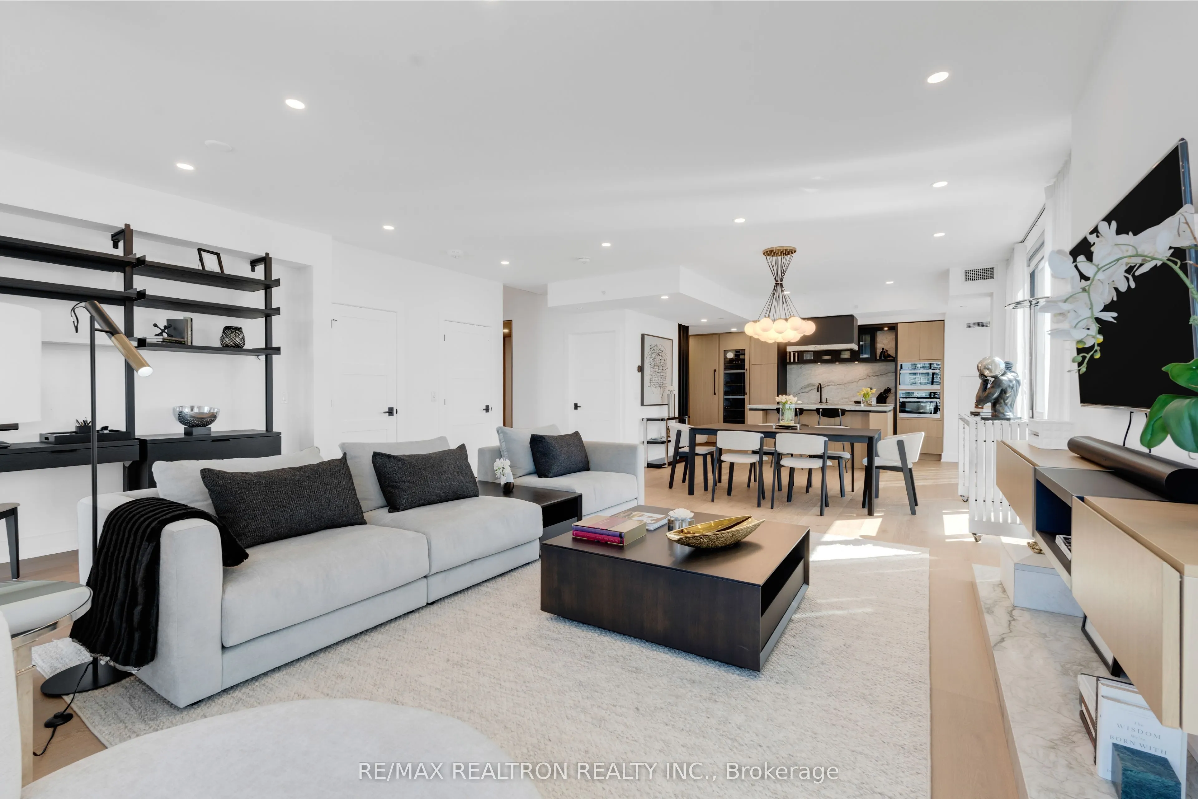 2916 Highway 7 Road, #PENTHOUSE - 3803