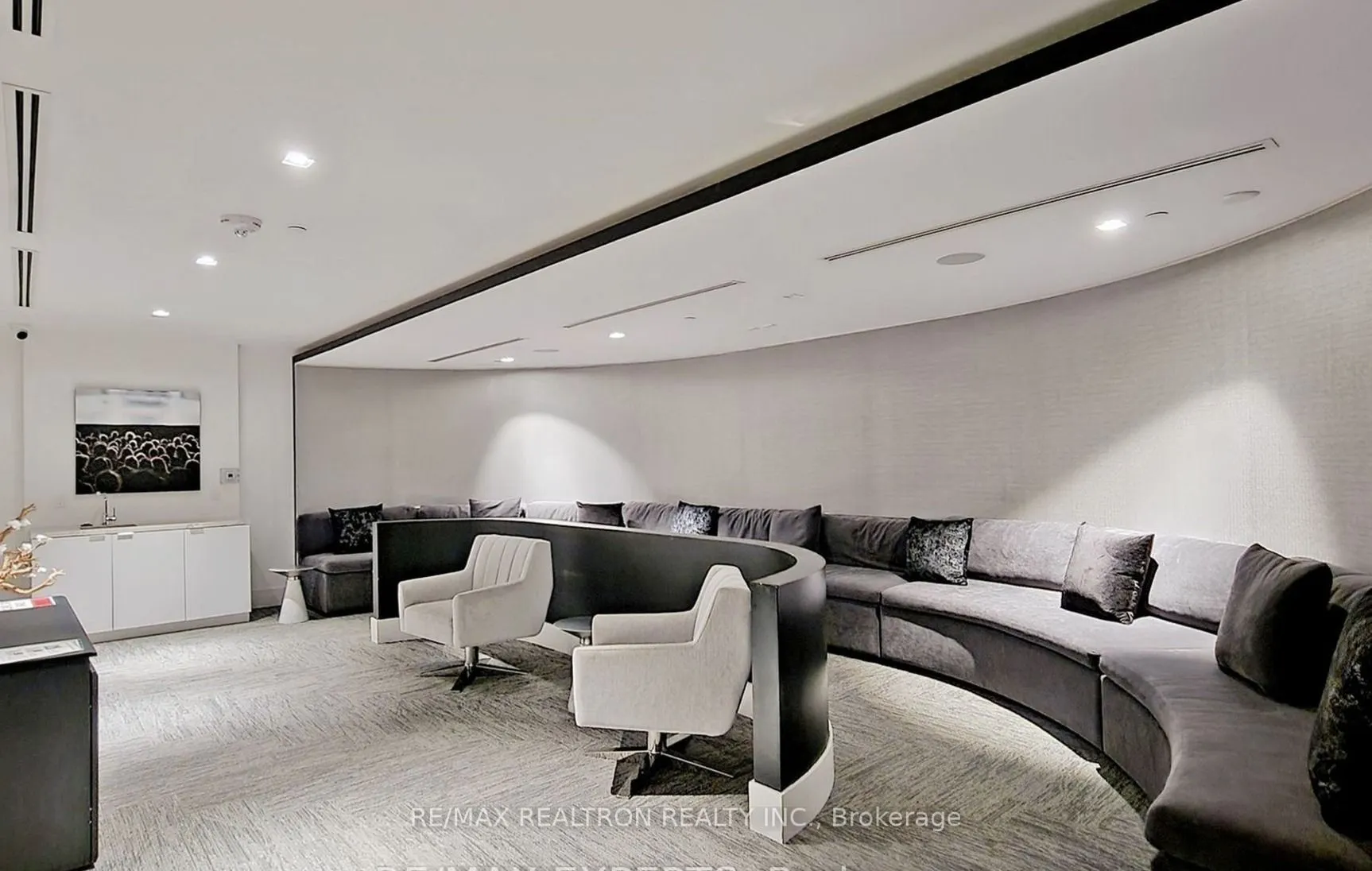2916 Highway 7 Road, #PENTHOUSE - 3803