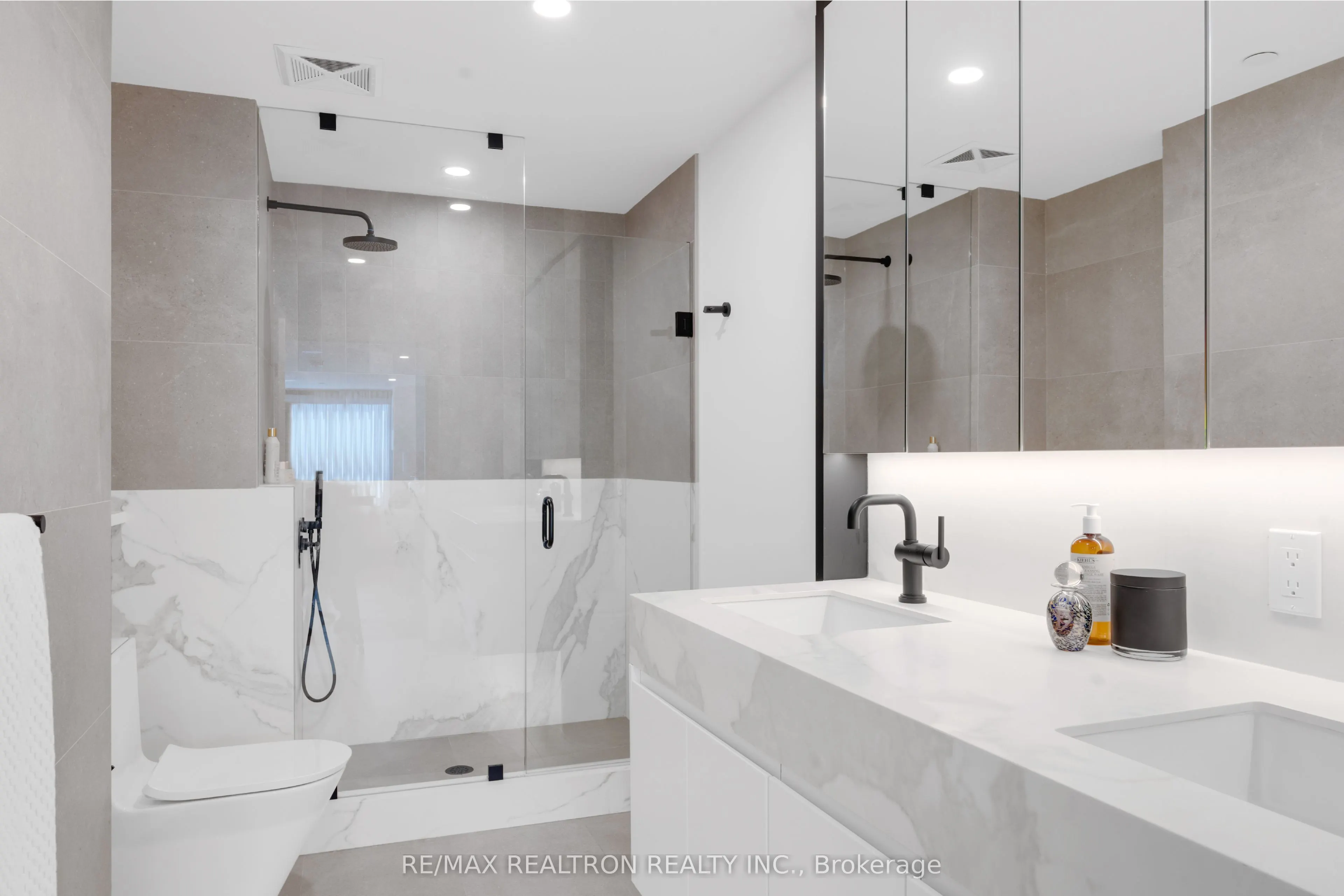 2916 Highway 7 Road, #PENTHOUSE - 3803