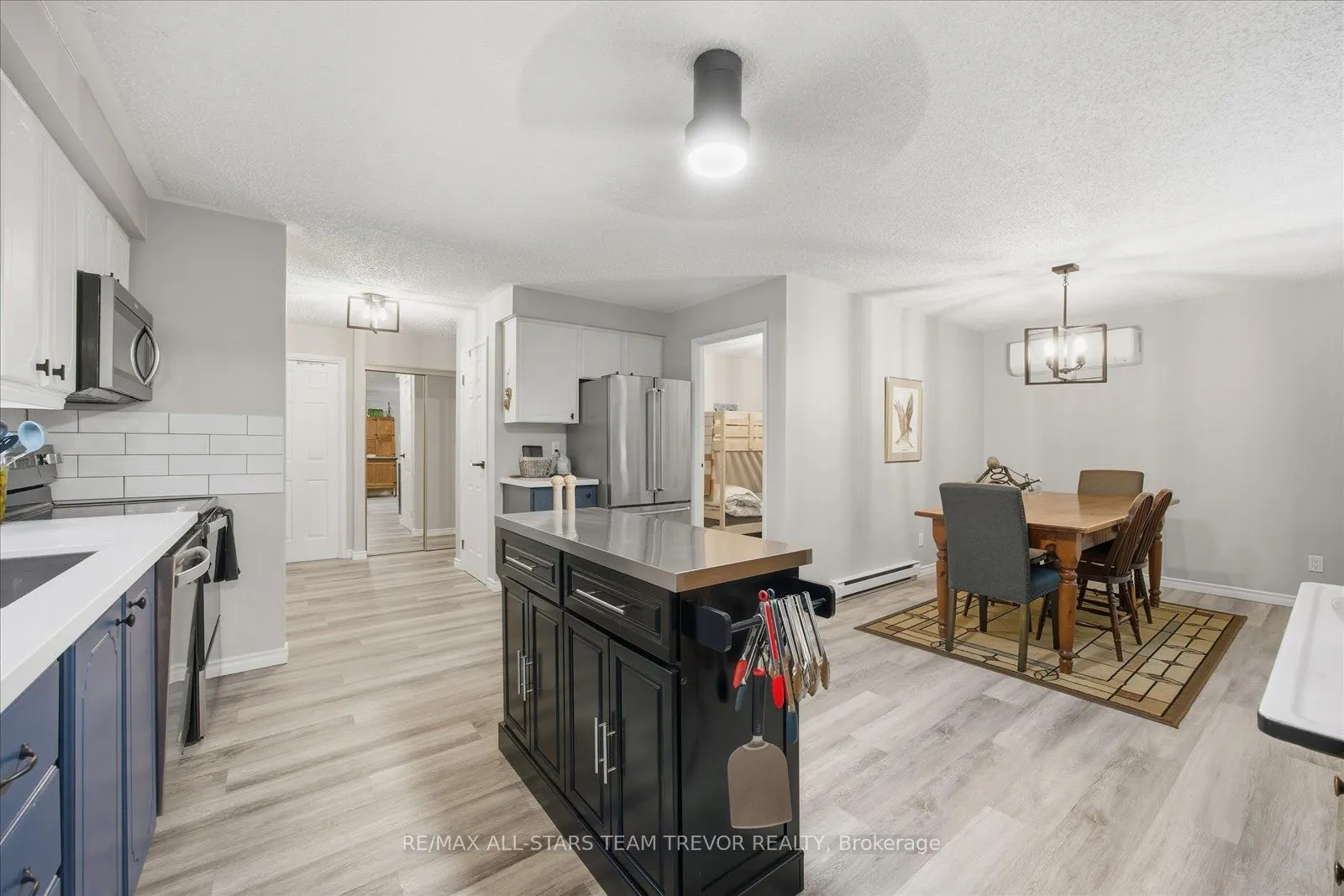 74 The Queensway S, #203