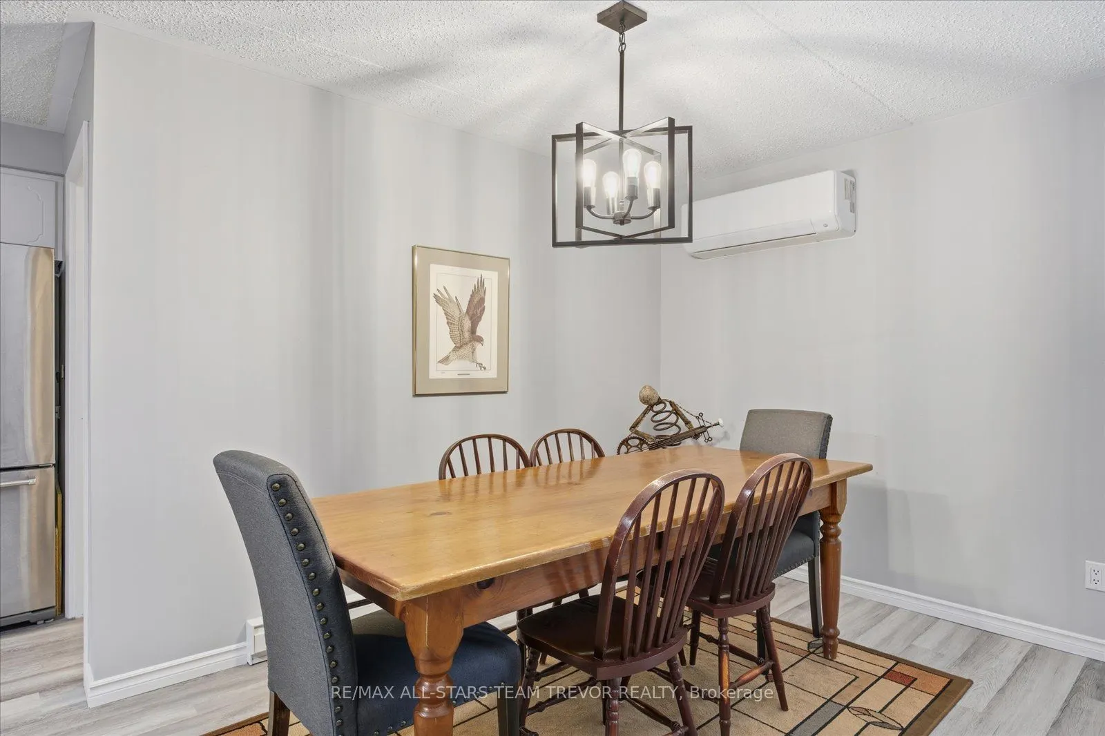 74 The Queensway S, #203
