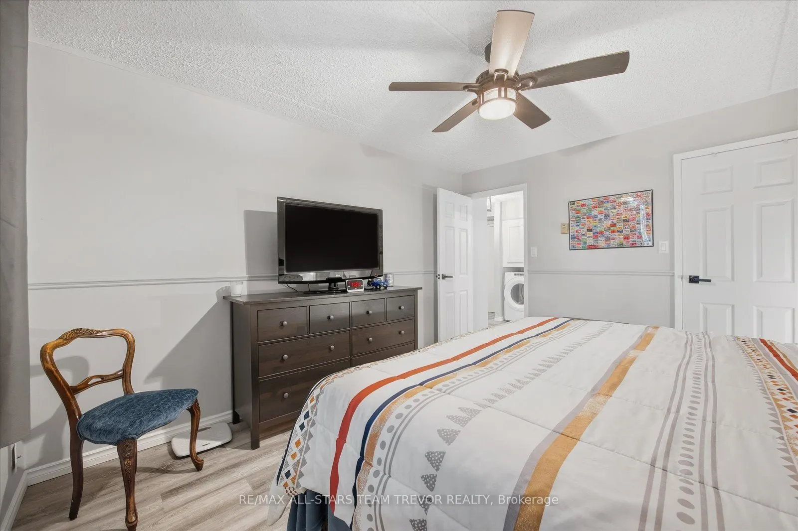 74 The Queensway S, #203