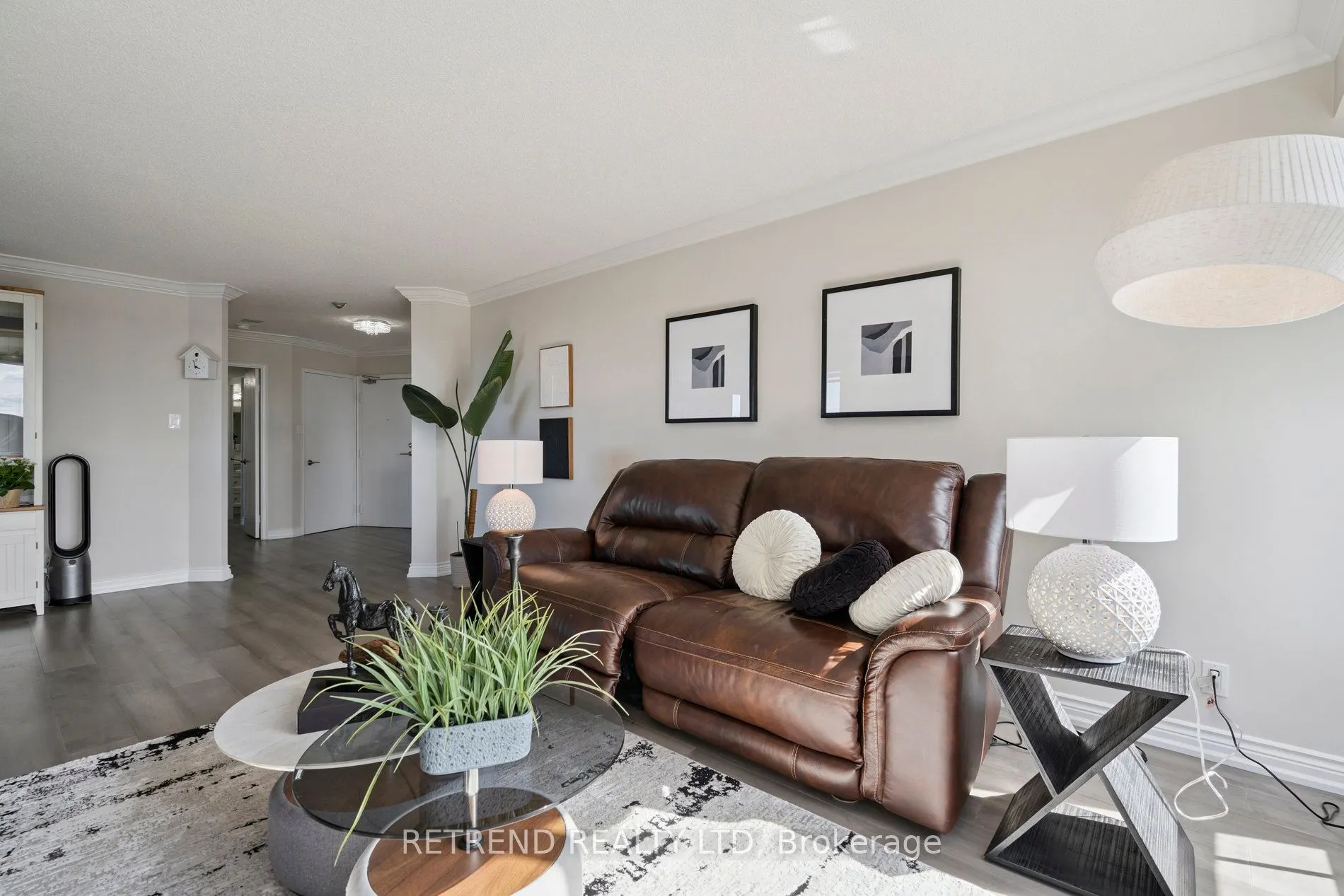 32 Clarissa Drive, #826