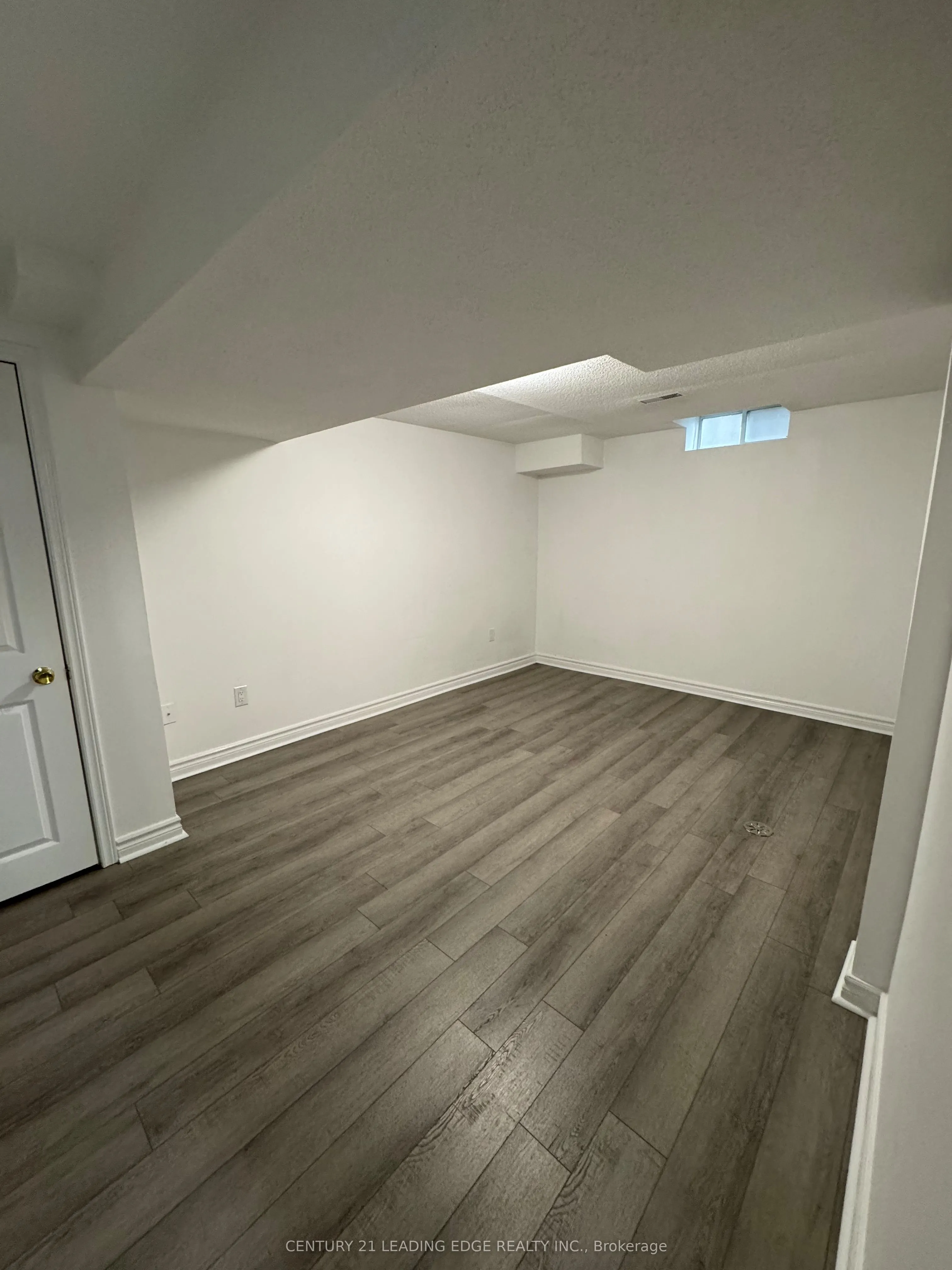 18 COLERAINE Avenue, #BSMT