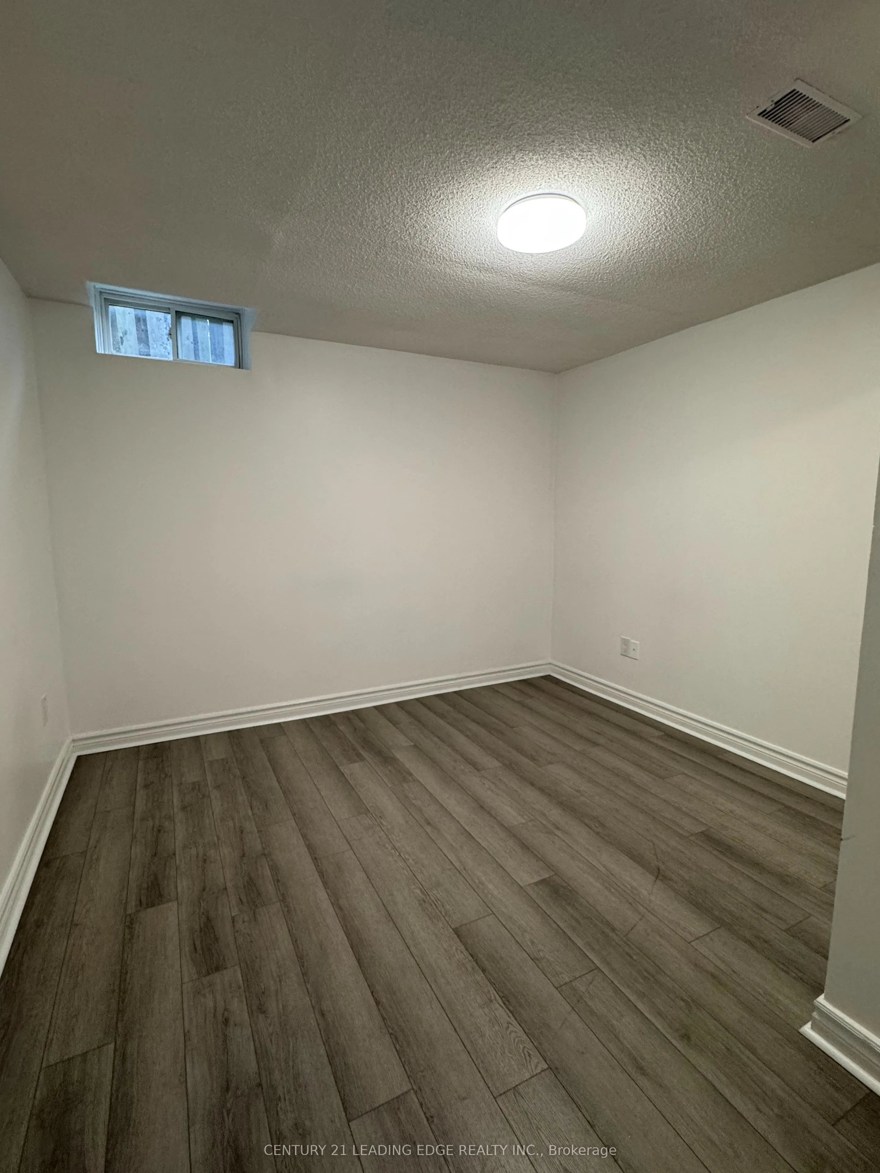18 COLERAINE Avenue, #BSMT