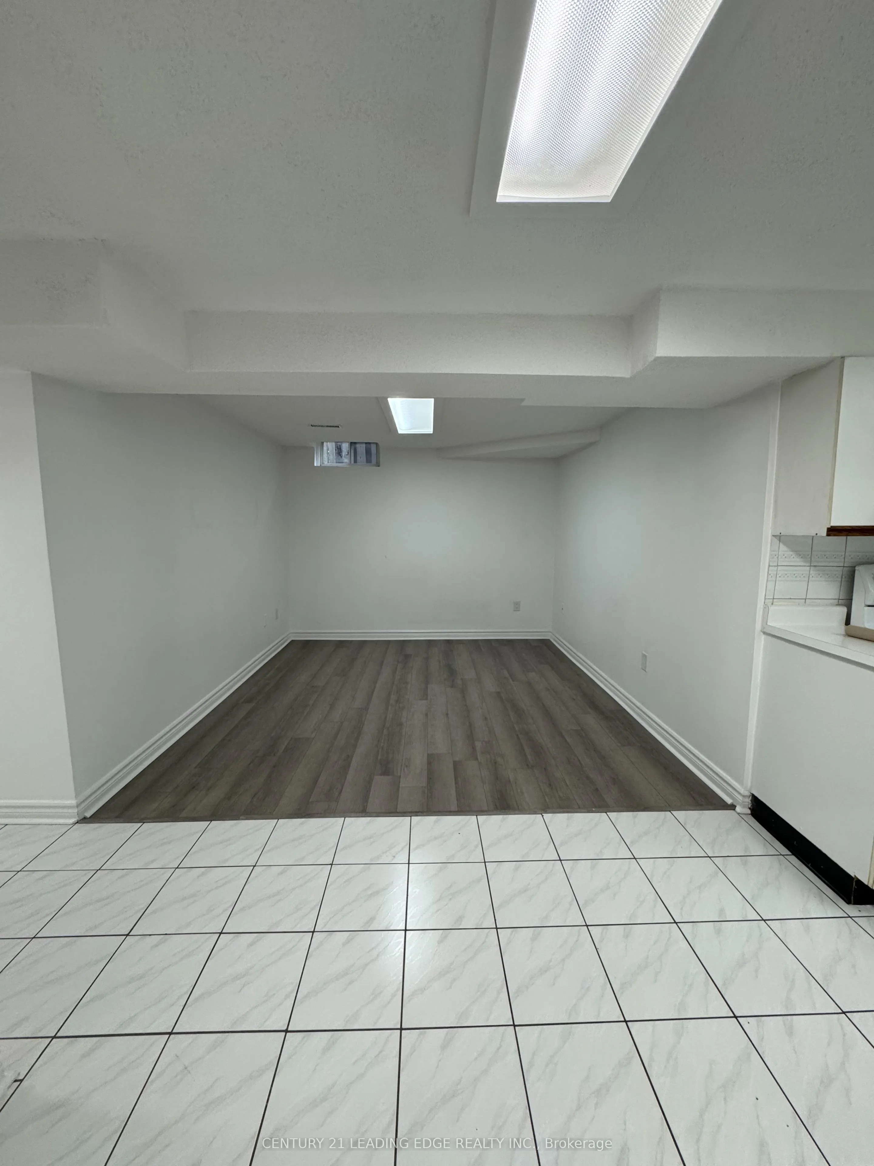 18 COLERAINE Avenue, #BSMT