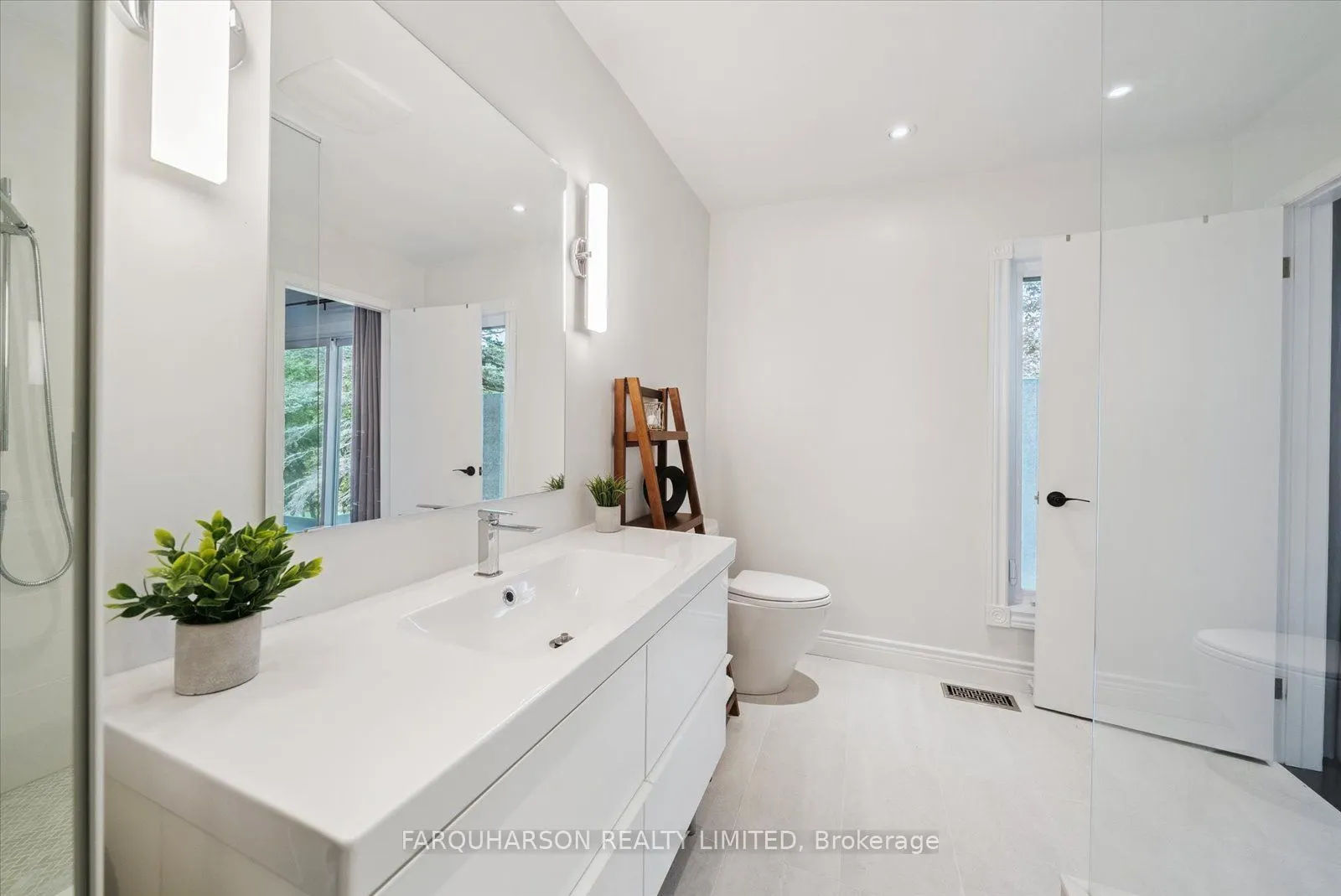 360 Ashworth Road