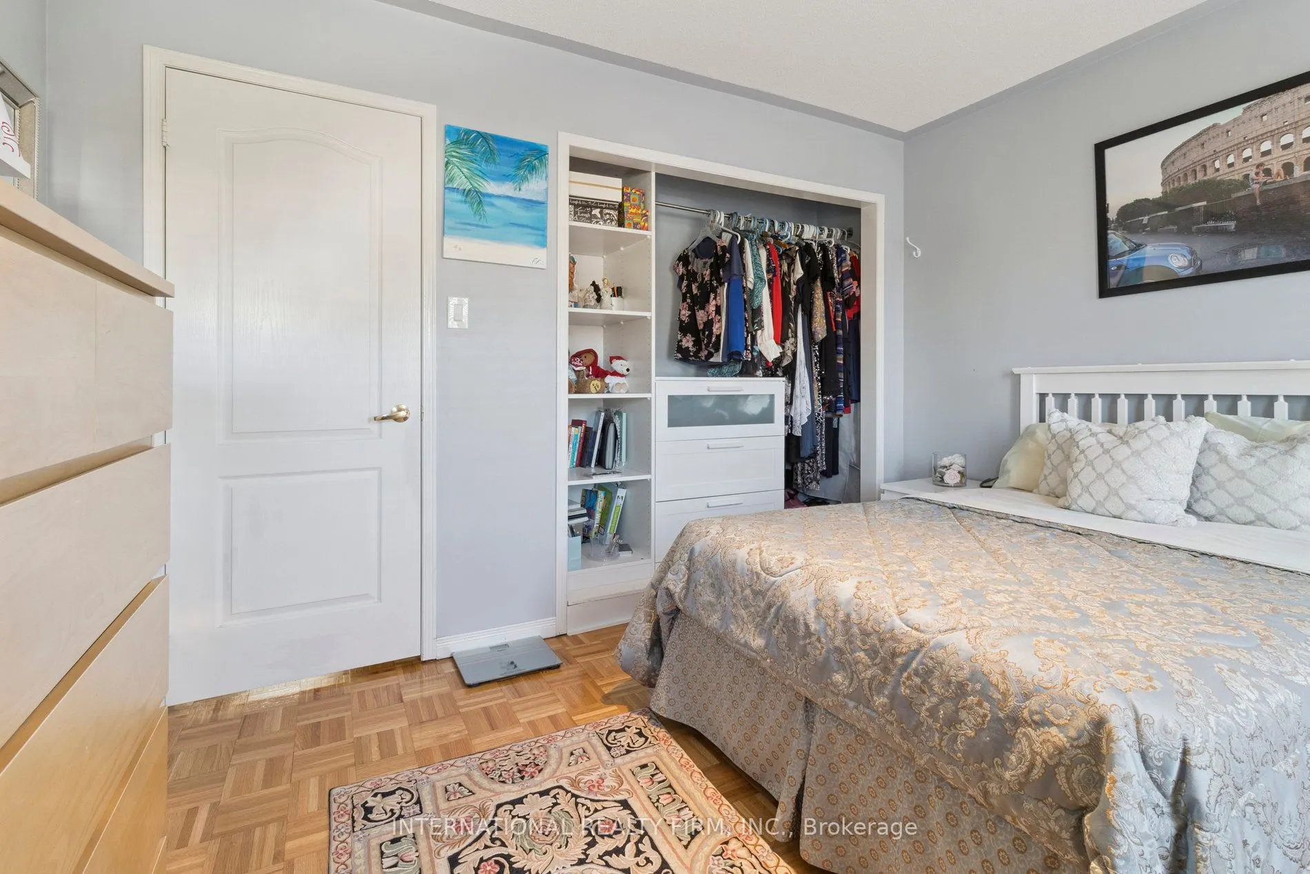 76 Timberwolf Crescent