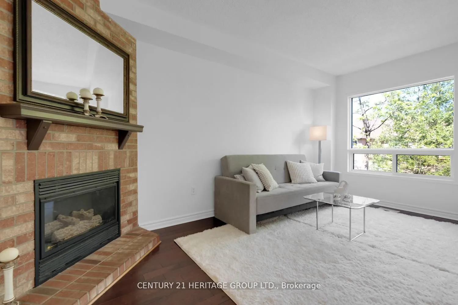 431 Carruthers Avenue
