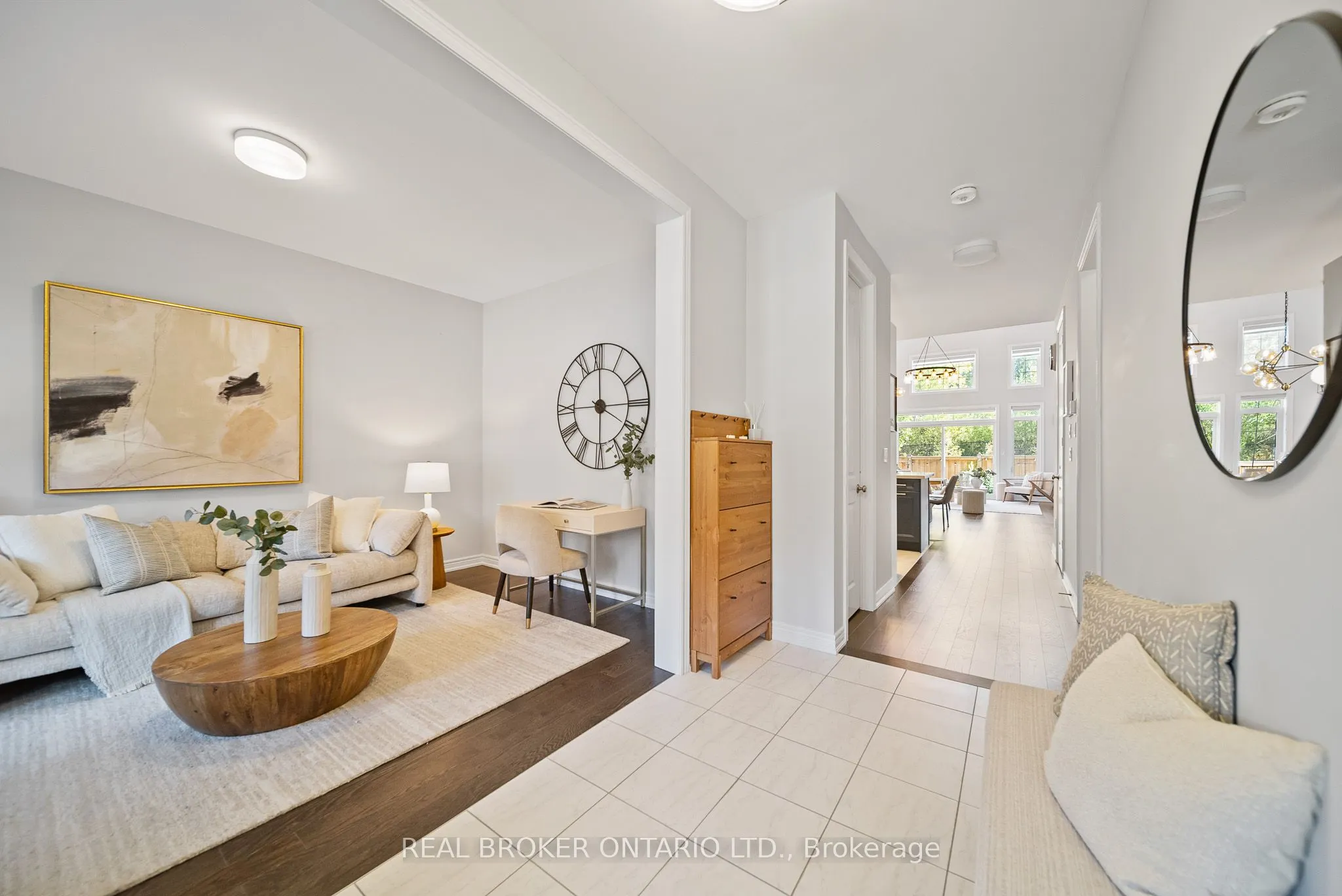 11 Howard Williams Court