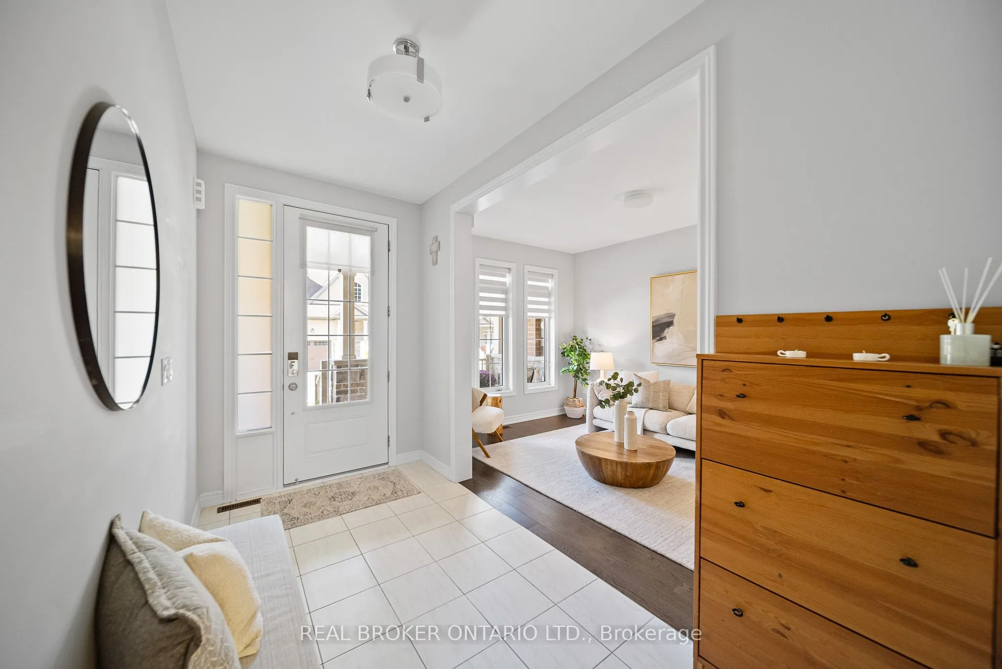 11 Howard Williams Court
