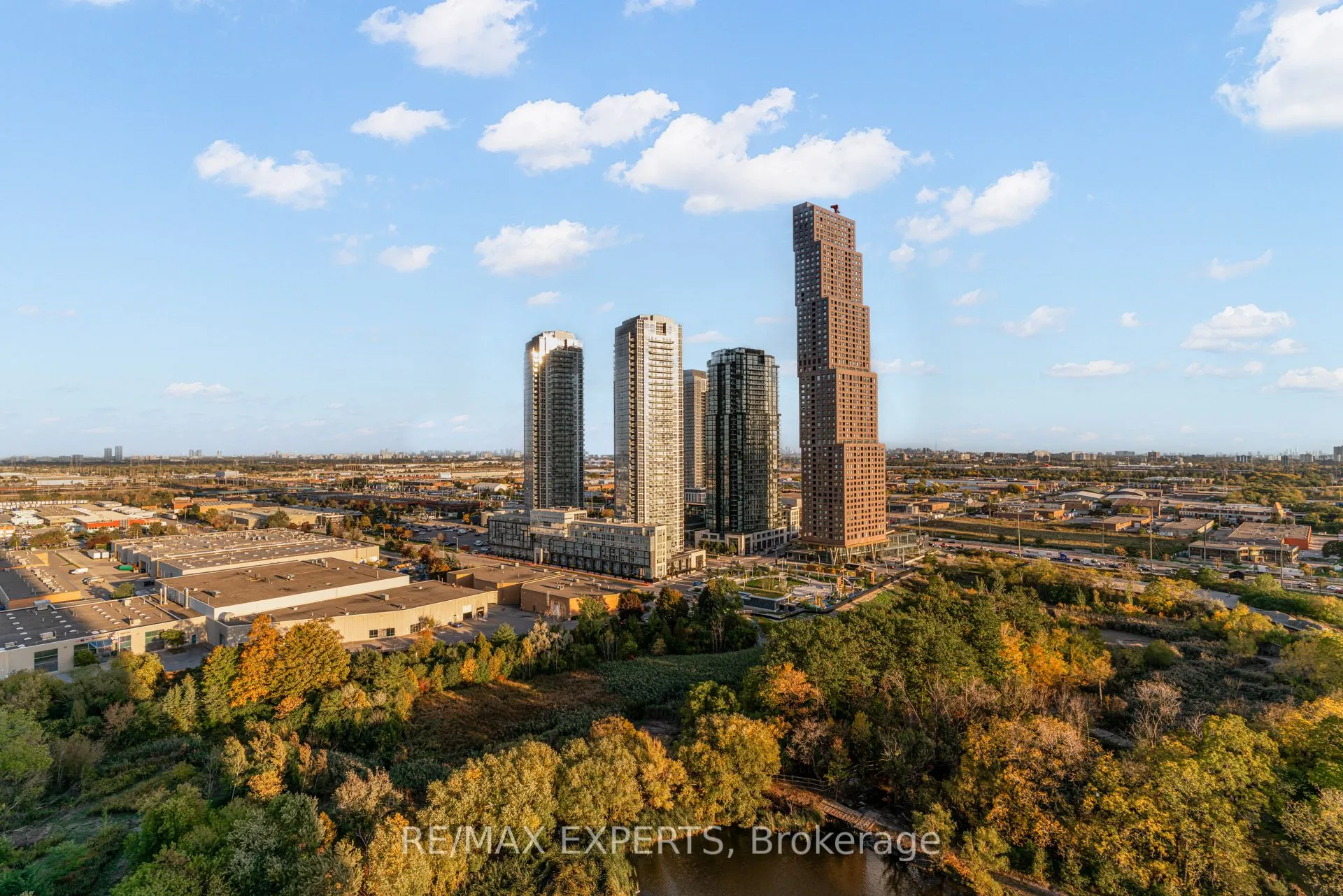 7895 Jane Street, #2106