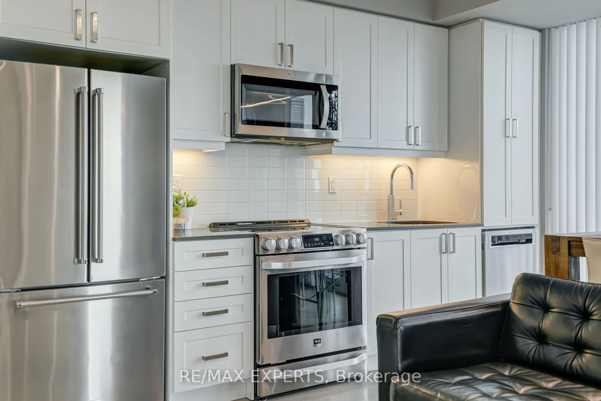7895 Jane Street, #2106
