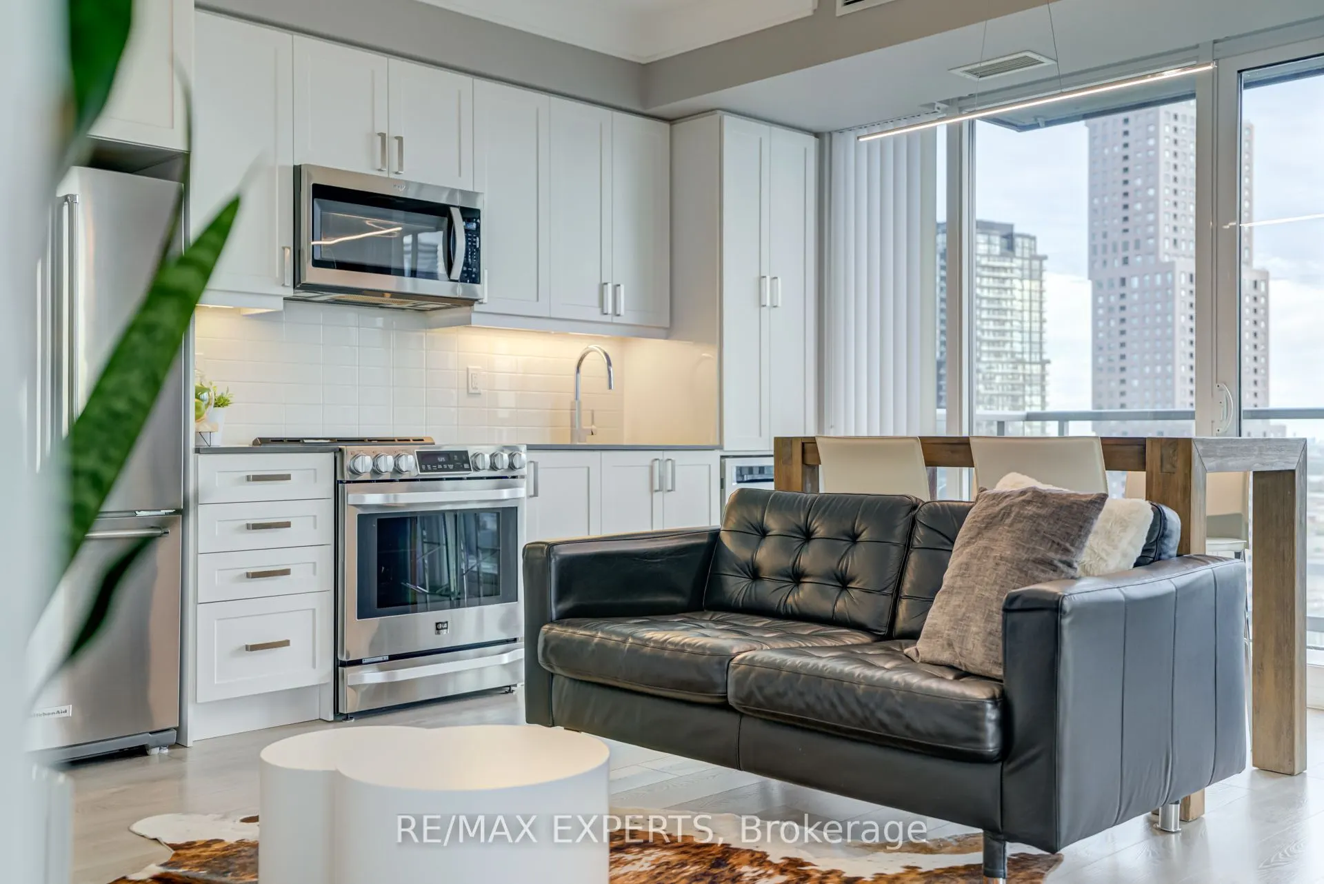 7895 Jane Street, #2106
