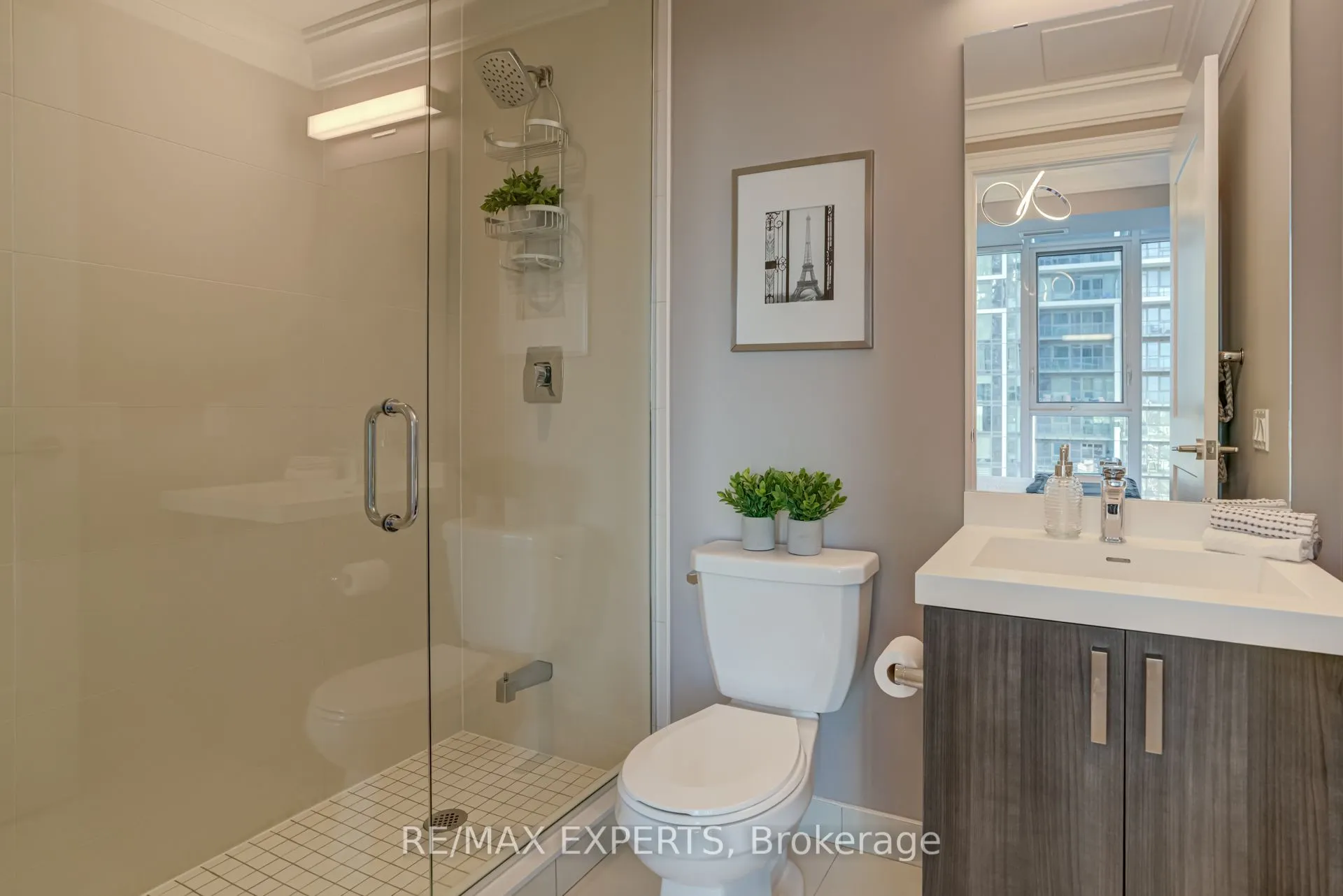7895 Jane Street, #2106