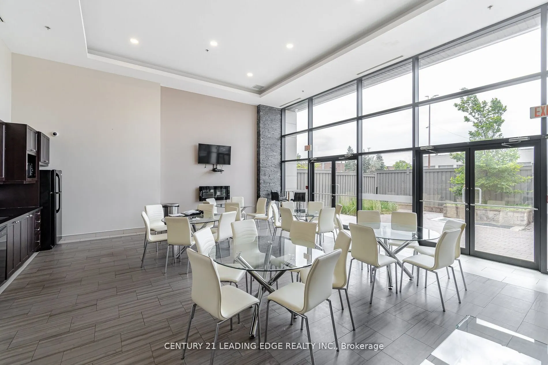 24 Woodstream Boulevard, #108