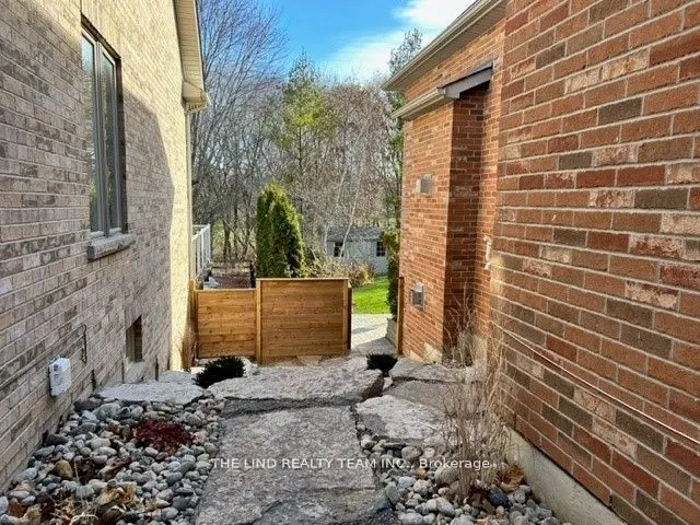 173 Roselena Drive
