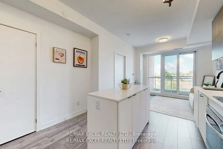 8888 Yonge Street, #318