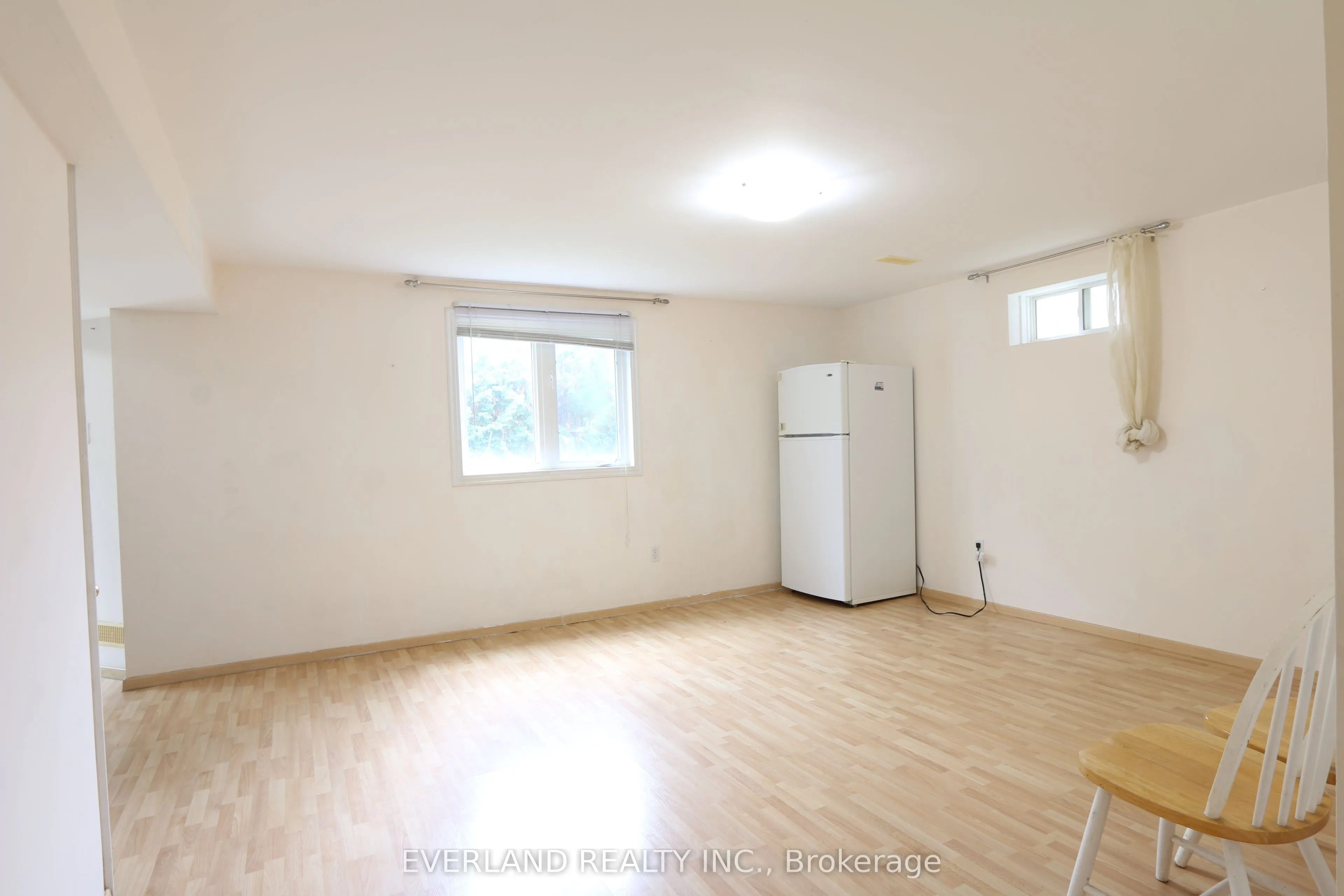 49 Falling River Drive, #Lower