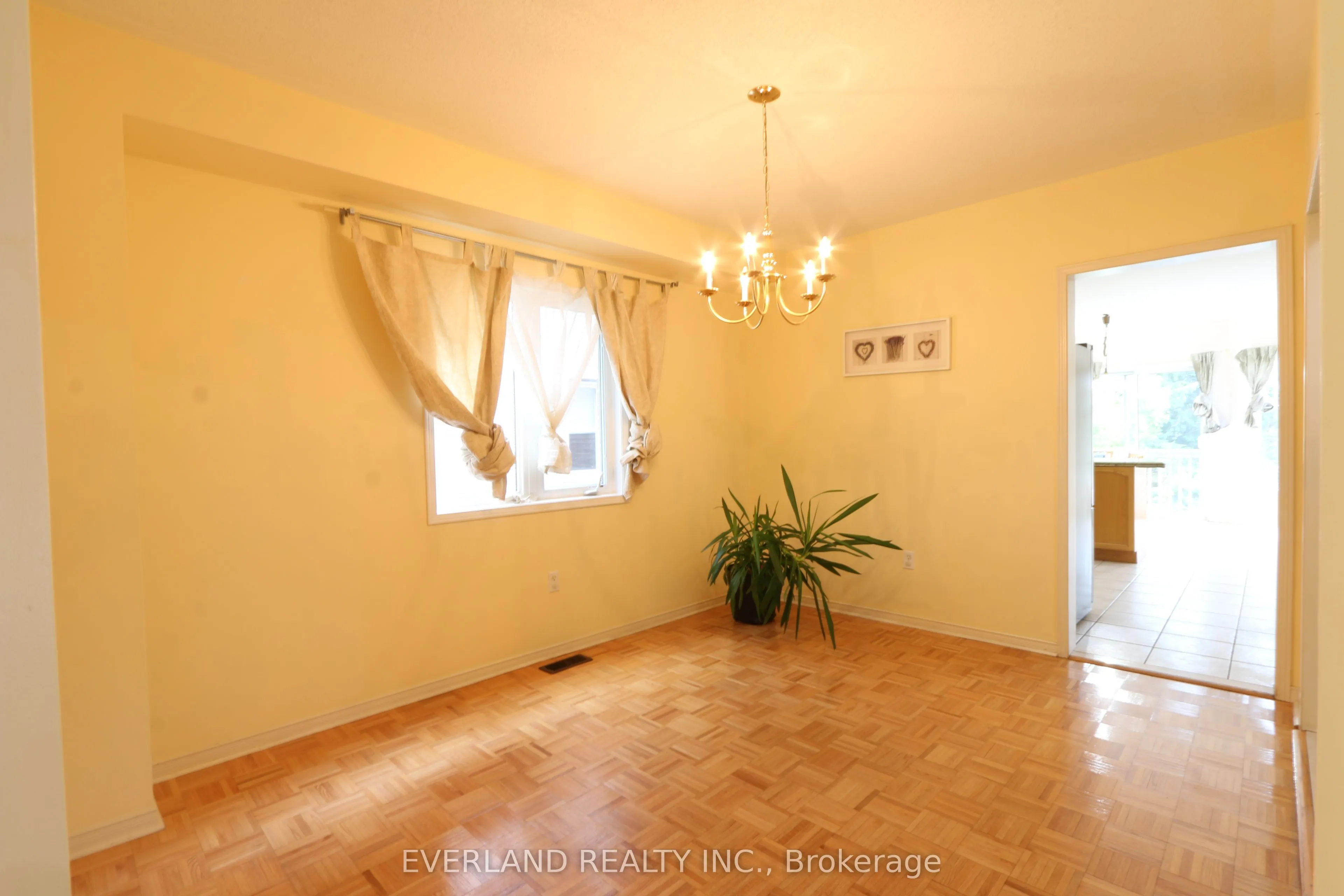 49 Falling River Drive, #Upper