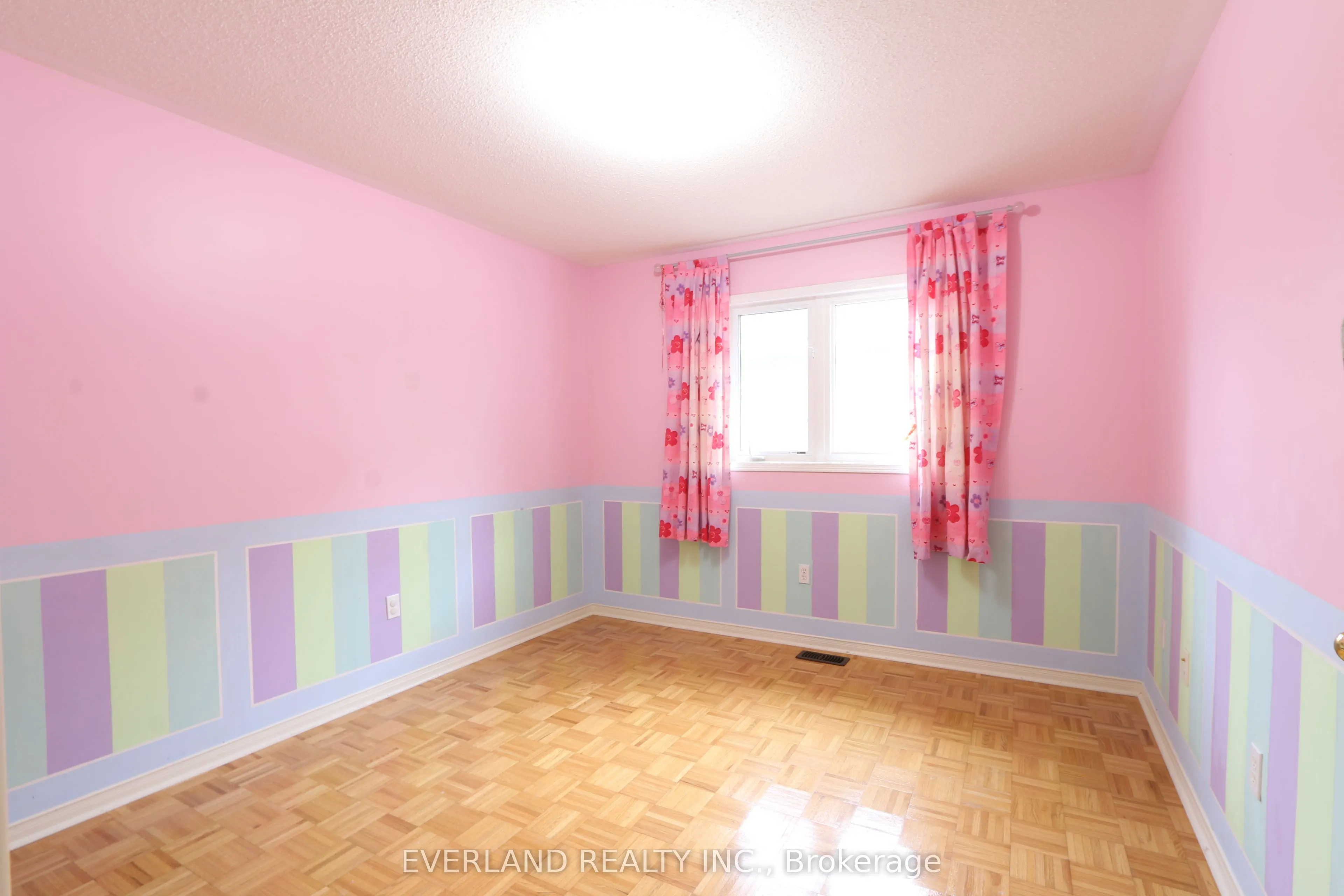 49 Falling River Drive, #Upper