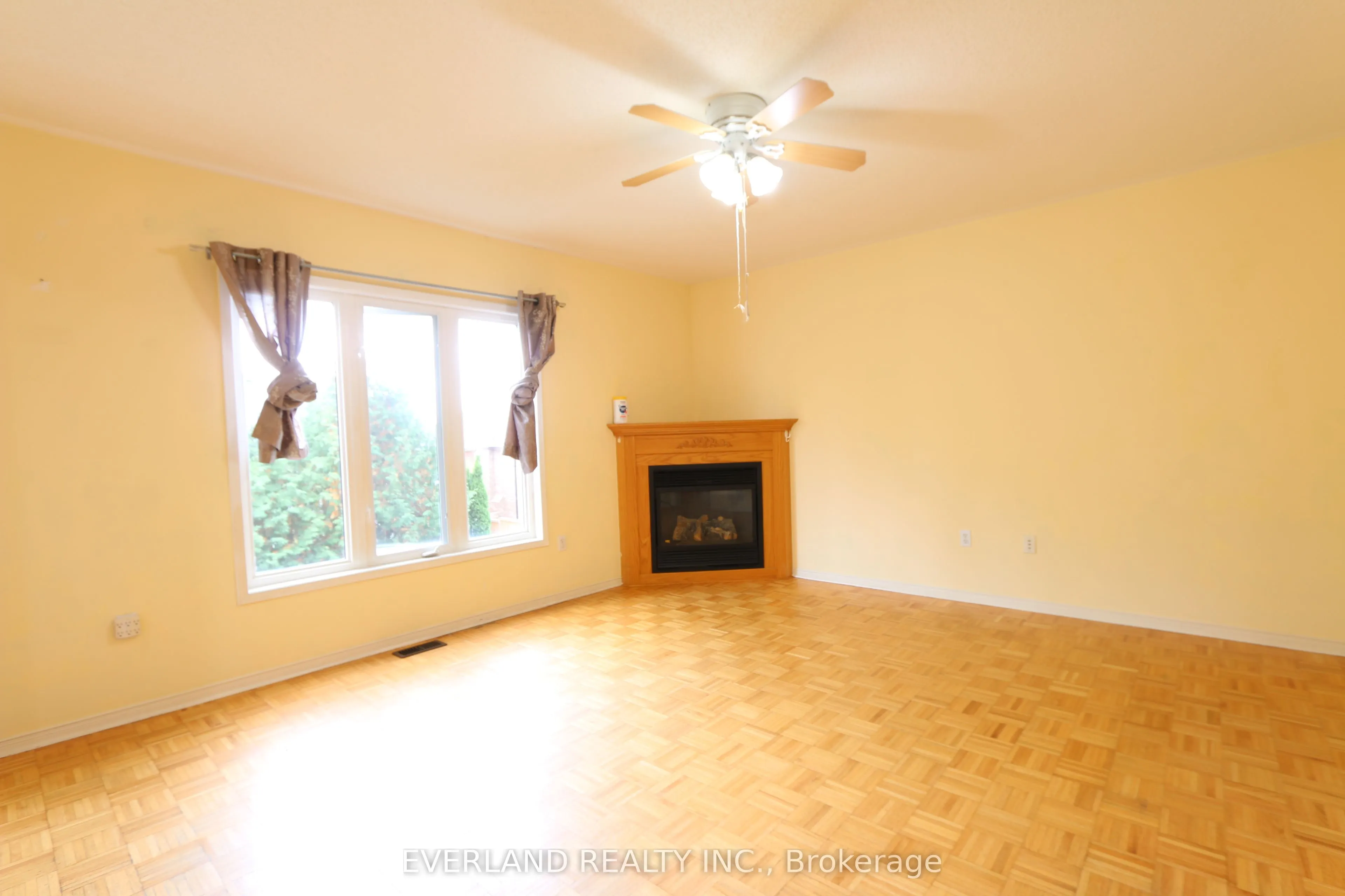 49 Falling River Drive, #Upper