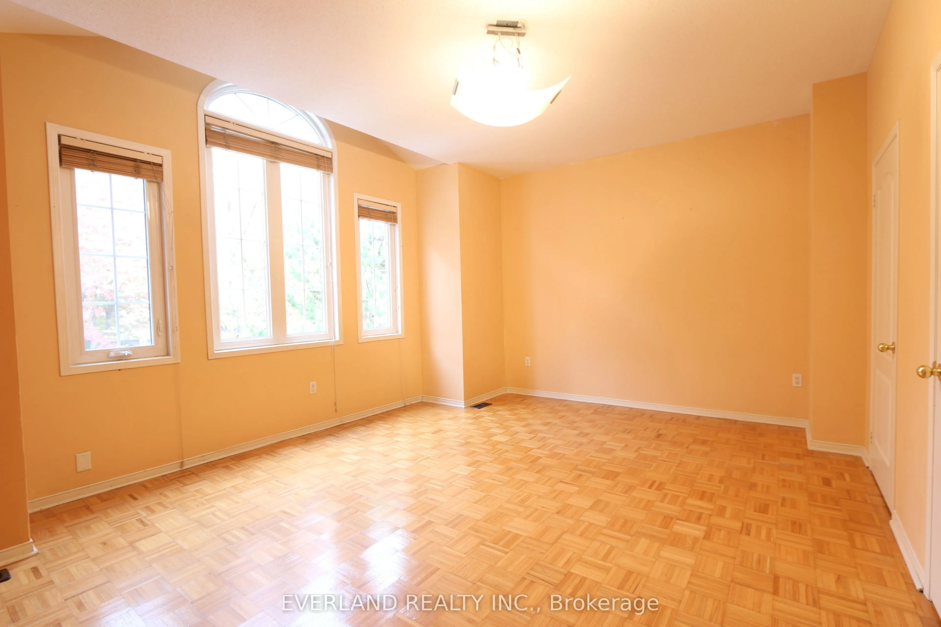 49 Falling River Drive, #Upper