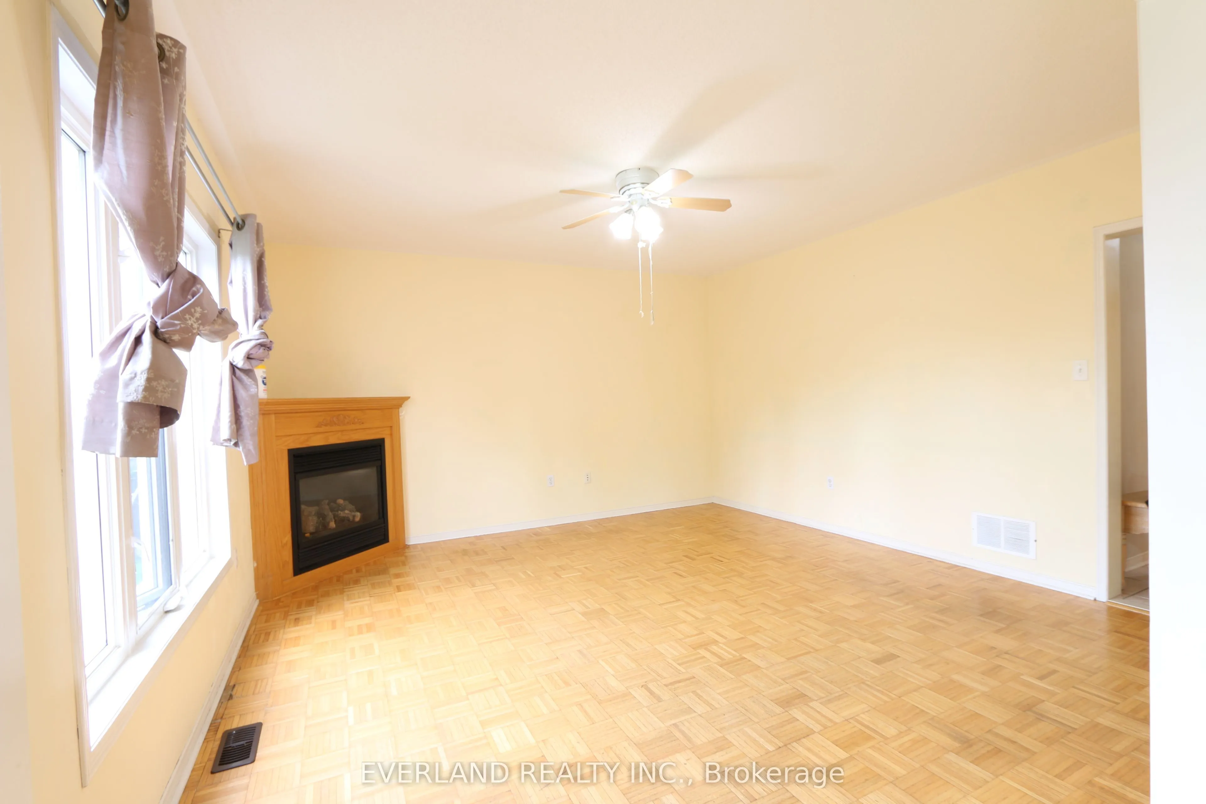 49 Falling River Drive, #Upper