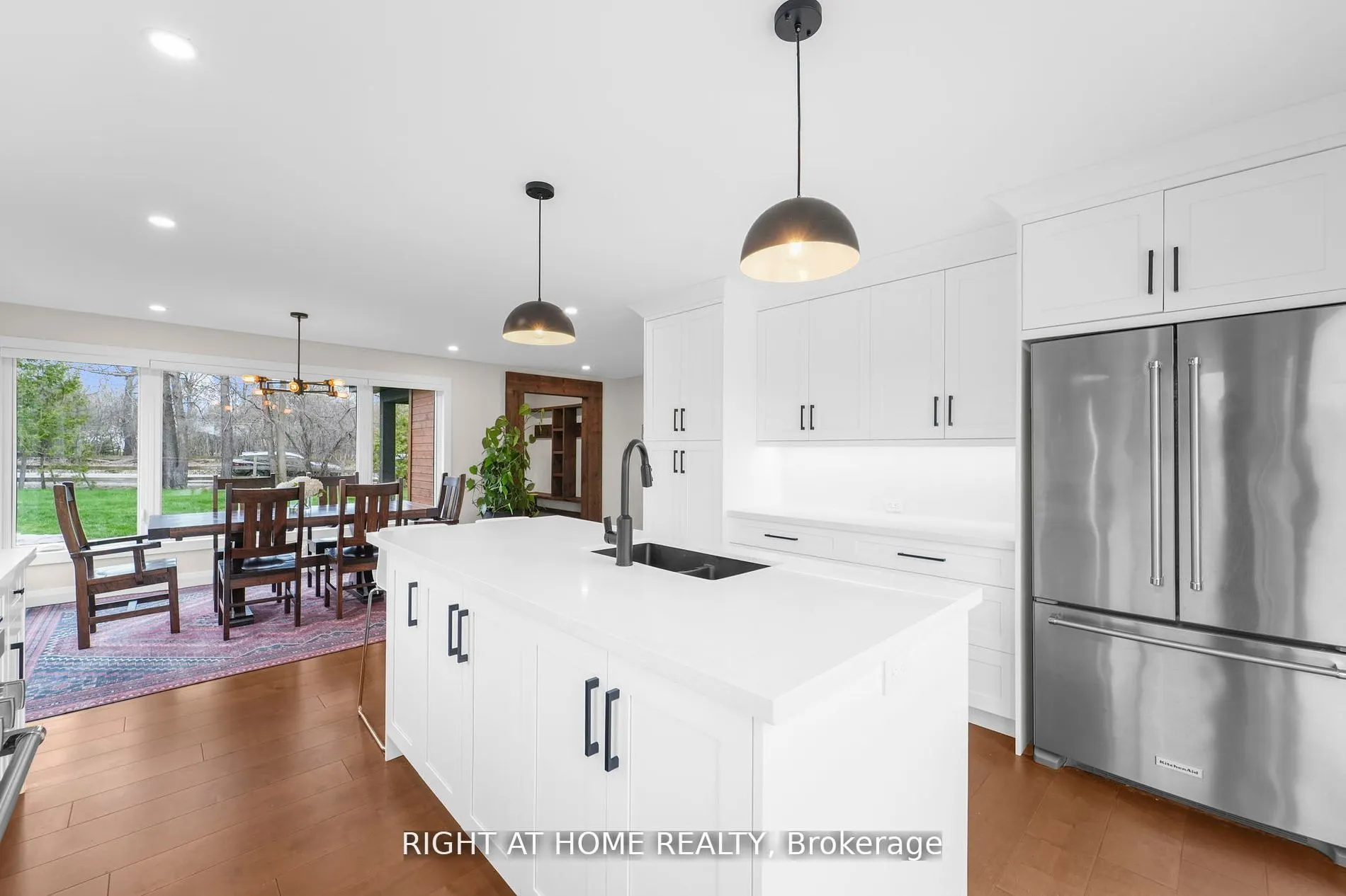 17083 Warden Avenue