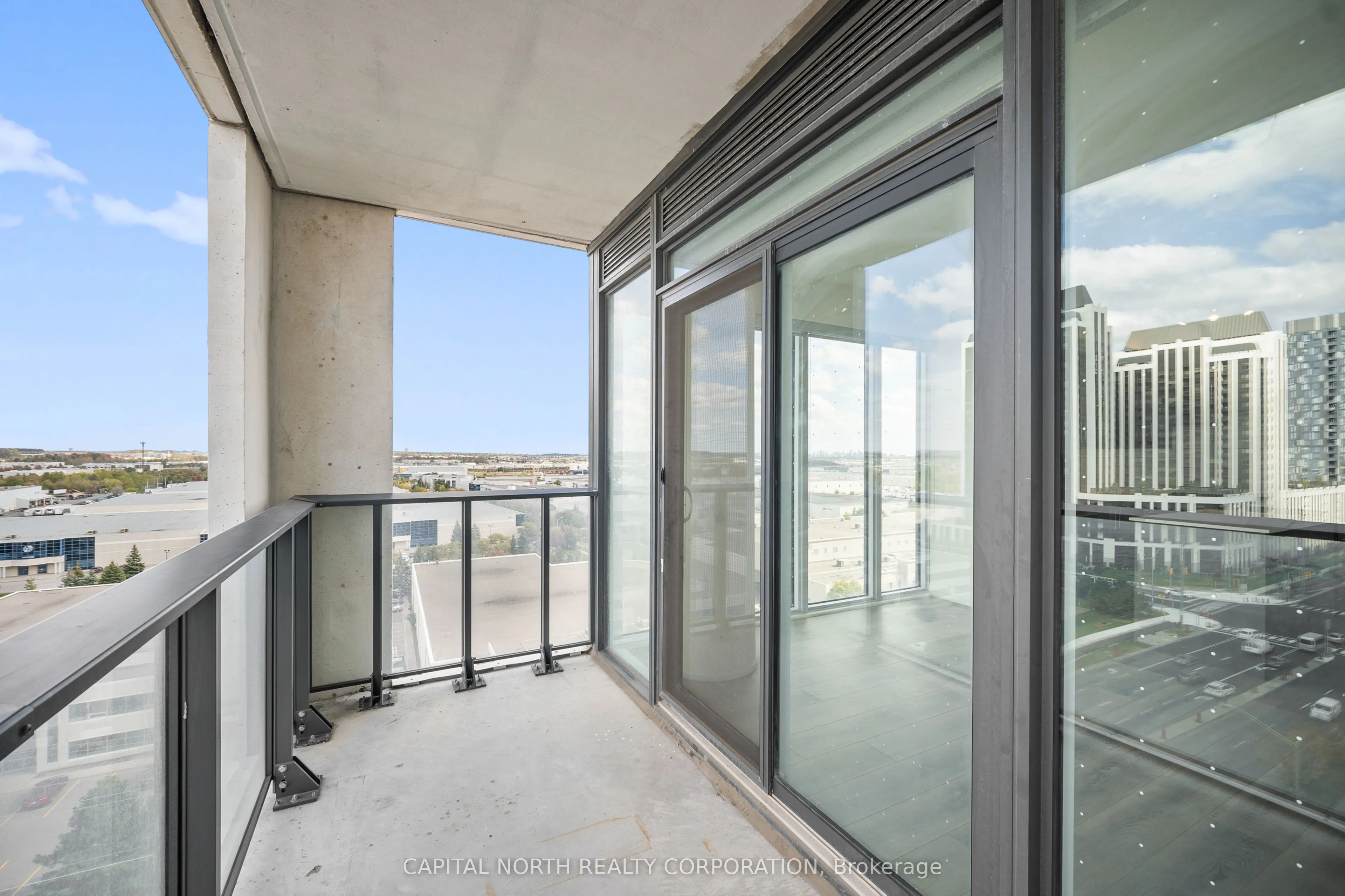 9000 Jane Street, #911