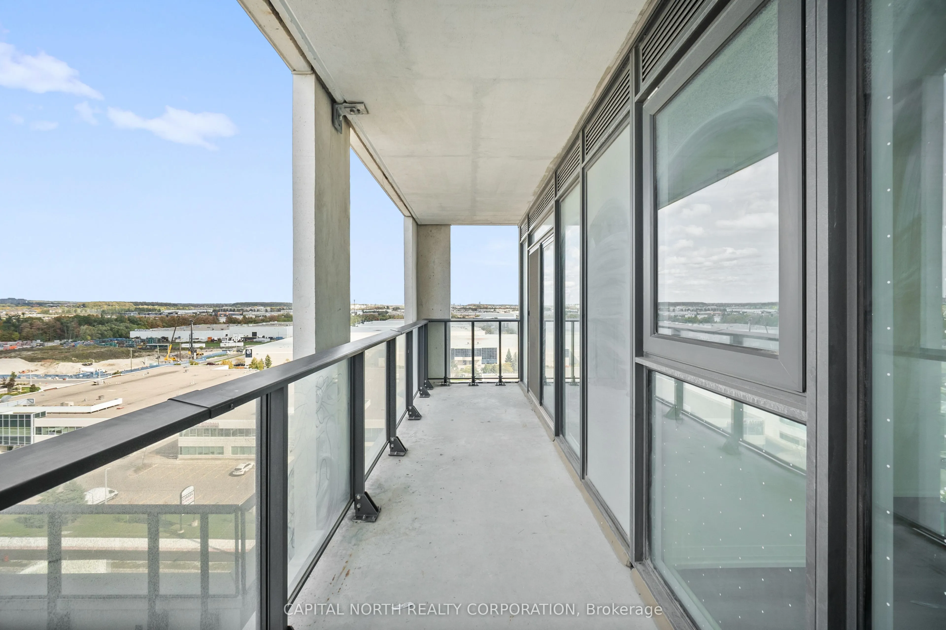 9000 Jane Street, #911